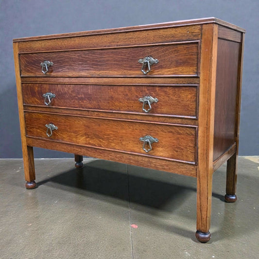 Art Deco period Oak chest of drawers.