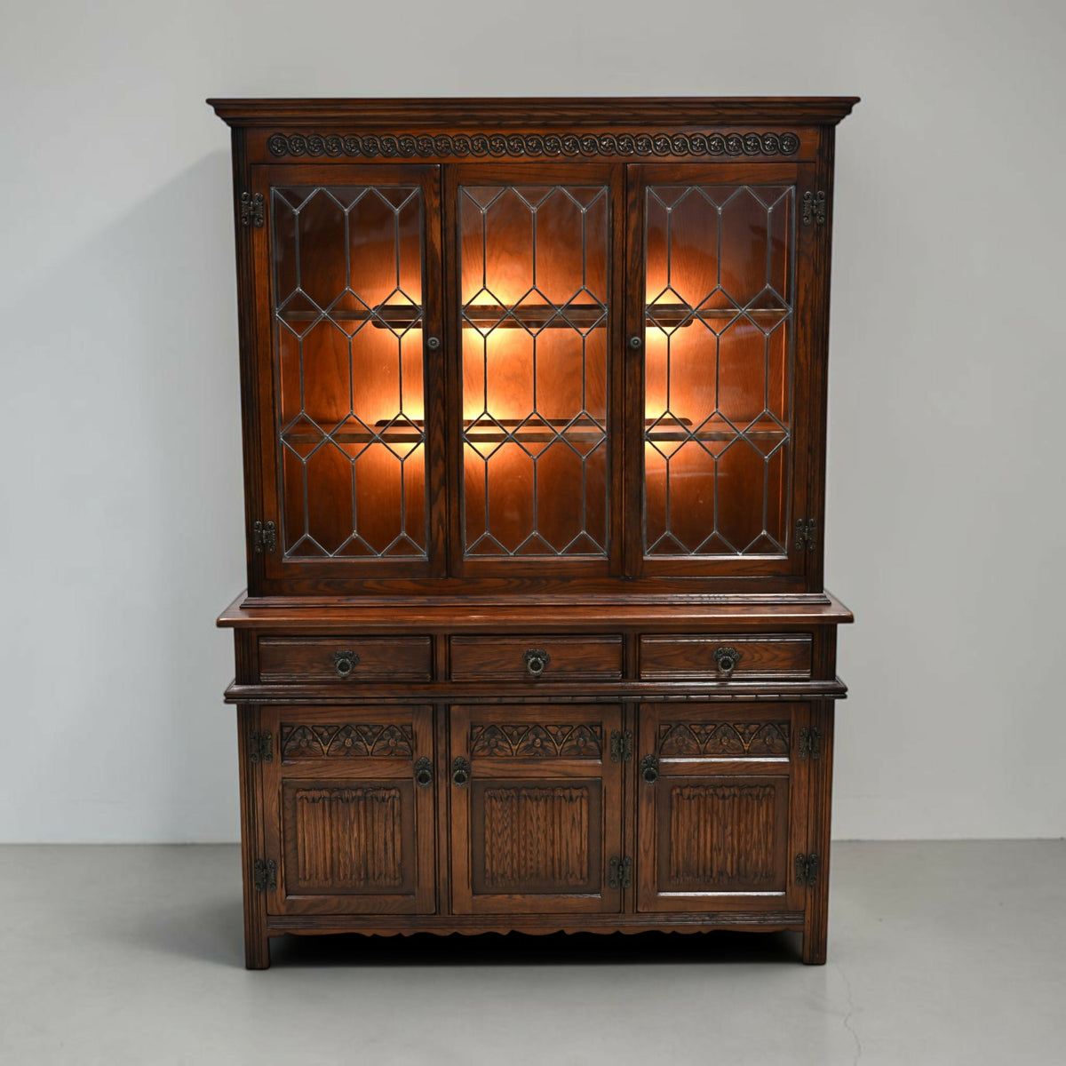 Old Charm Sideboard Display Leadlight Doors Cupboards Tudor Brown FREE Delivery*