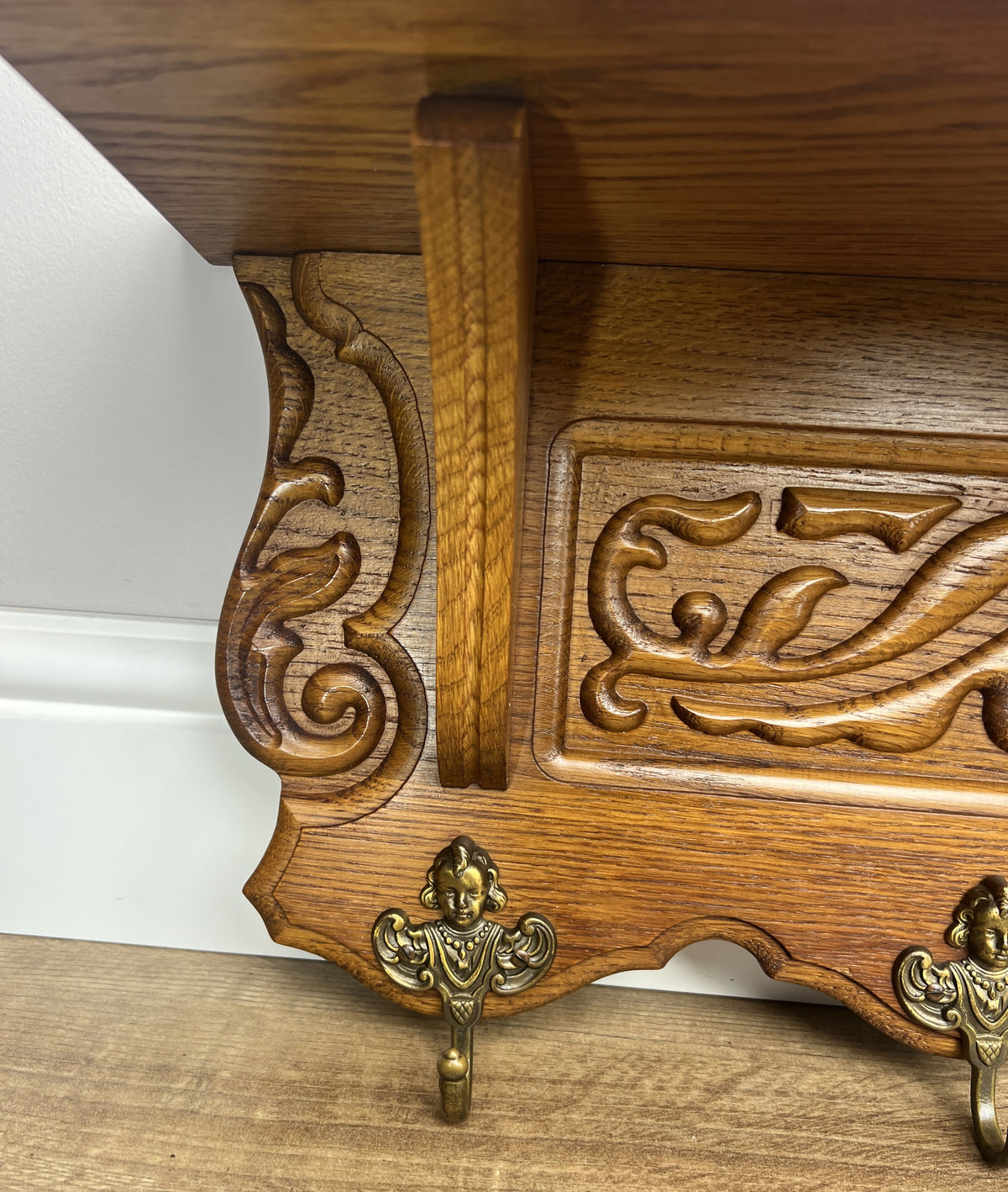 Coat Rack Vintage French Oak 6 Hooks Wall Shelf Carved Coat Hanger LOT 6551