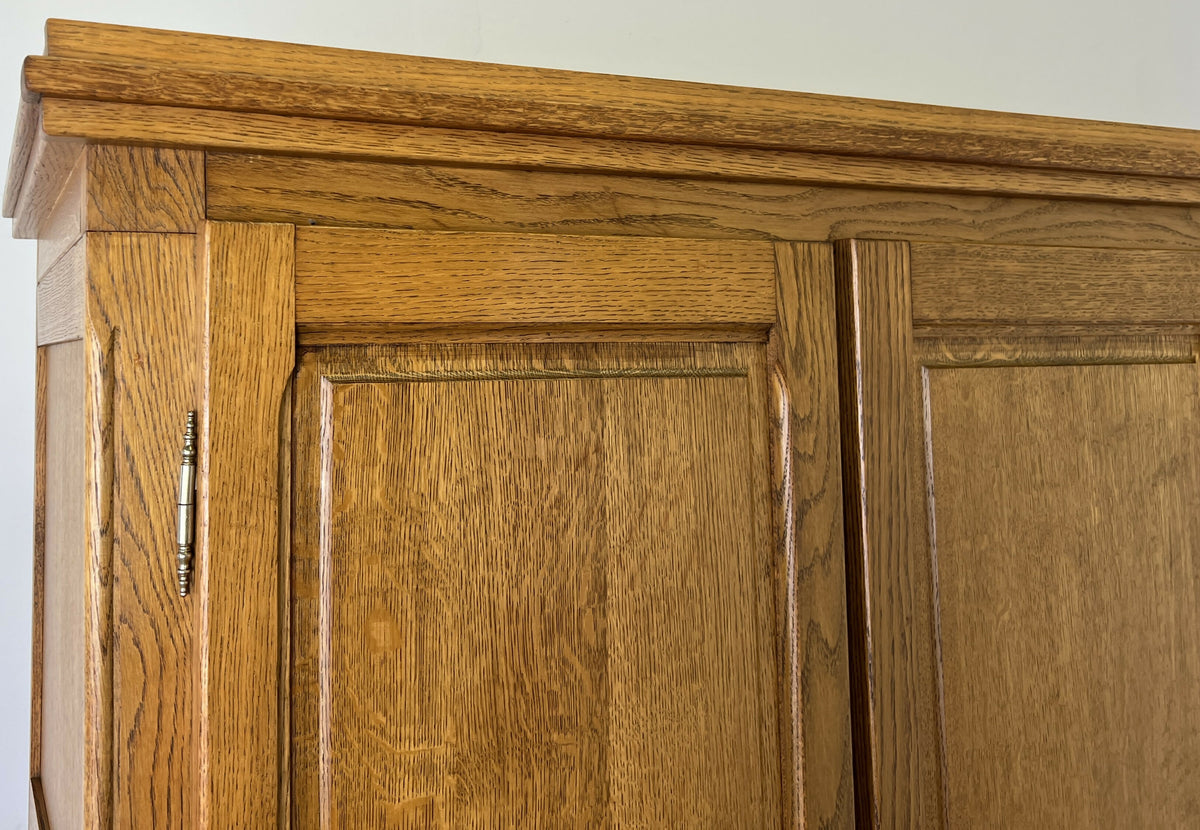 Wardrobe Vintage French Style Oak Triple Door Carved Armoire Cabinet LOT 6526