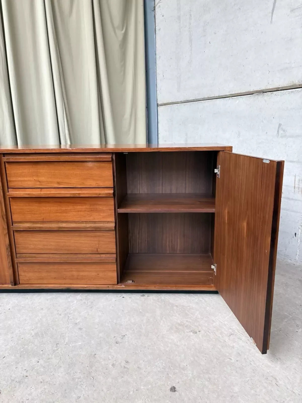 Vintage Late Mid Century Heals Sideboard Credenza Media Cabinet Unit Storage R1124