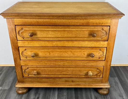 Vintage French Chest of Drawers / Sideboard / Cabinet( LOT 2058)