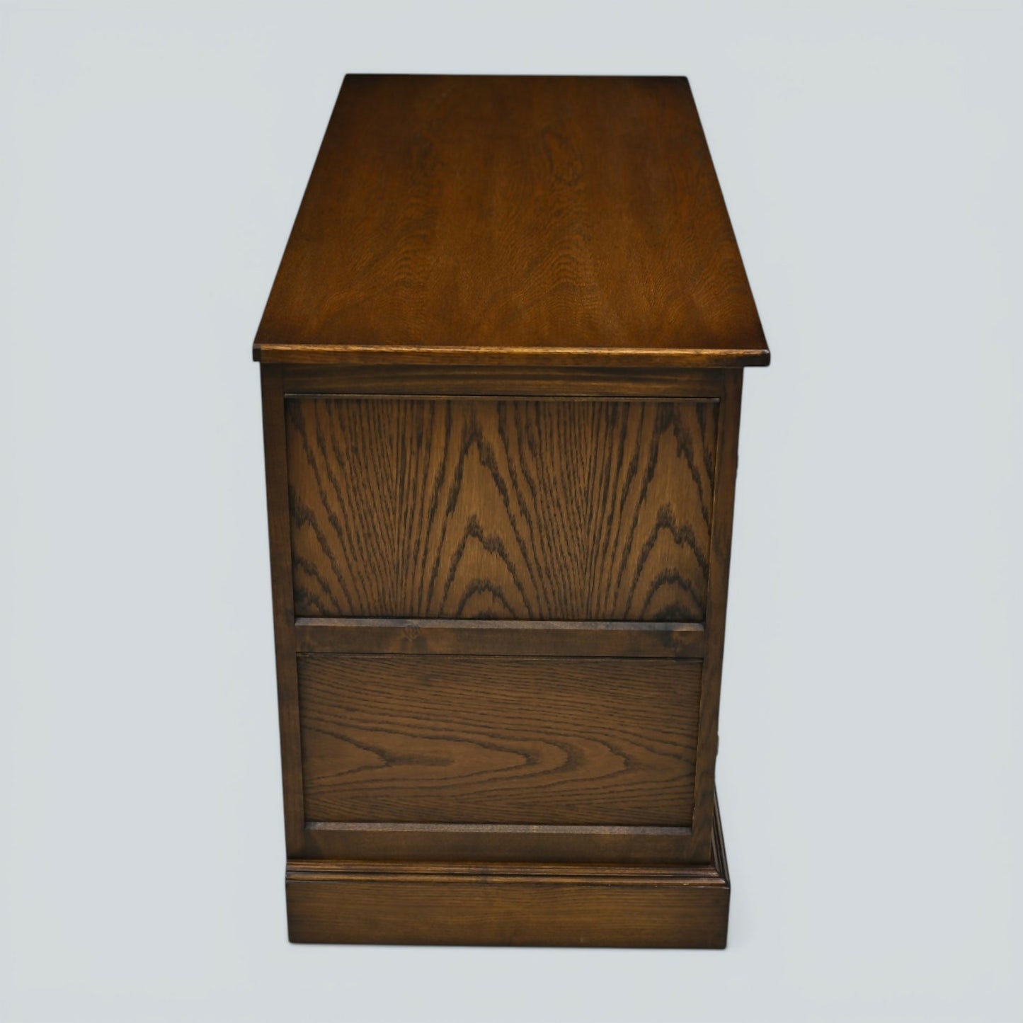 Old Charm TV Stand Music Entertainment/Cabinet Light Oak #2265 FREE UK Delivery