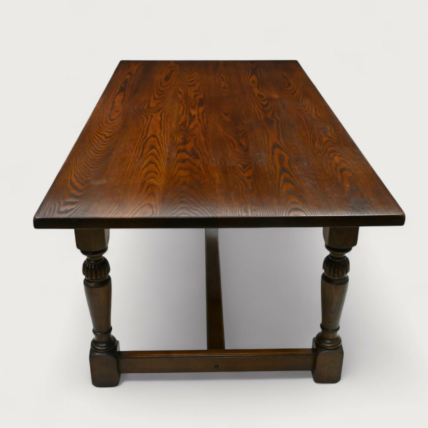 Old Charm Exeter Solid Oak Dining Table Tudor Brown VGC Seats 8 FREE UK Delivery. SBR10334/1504E