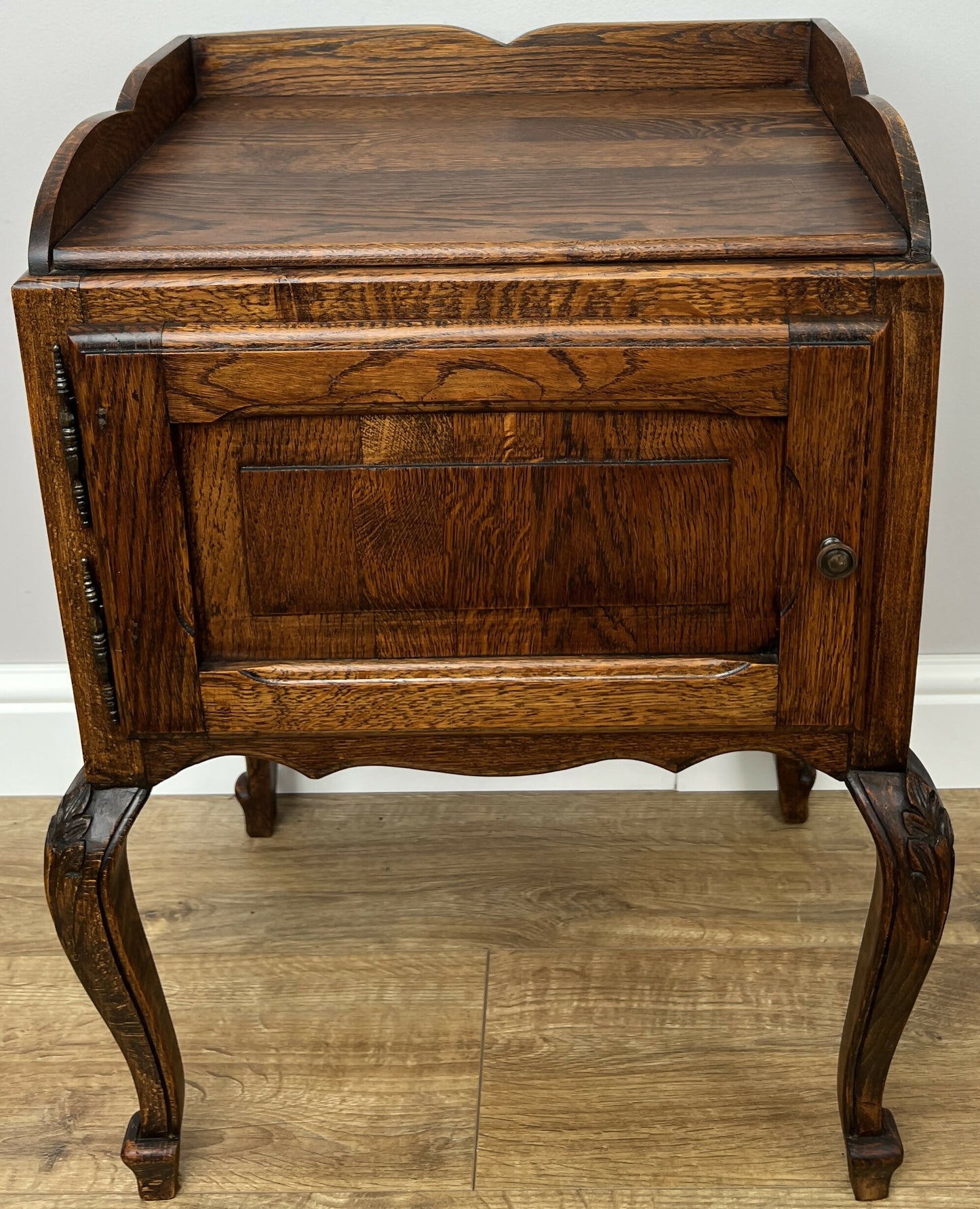 Bedside Table Vintage French Louis Oak Cabinet Cupboard Nightstand LOT 6230