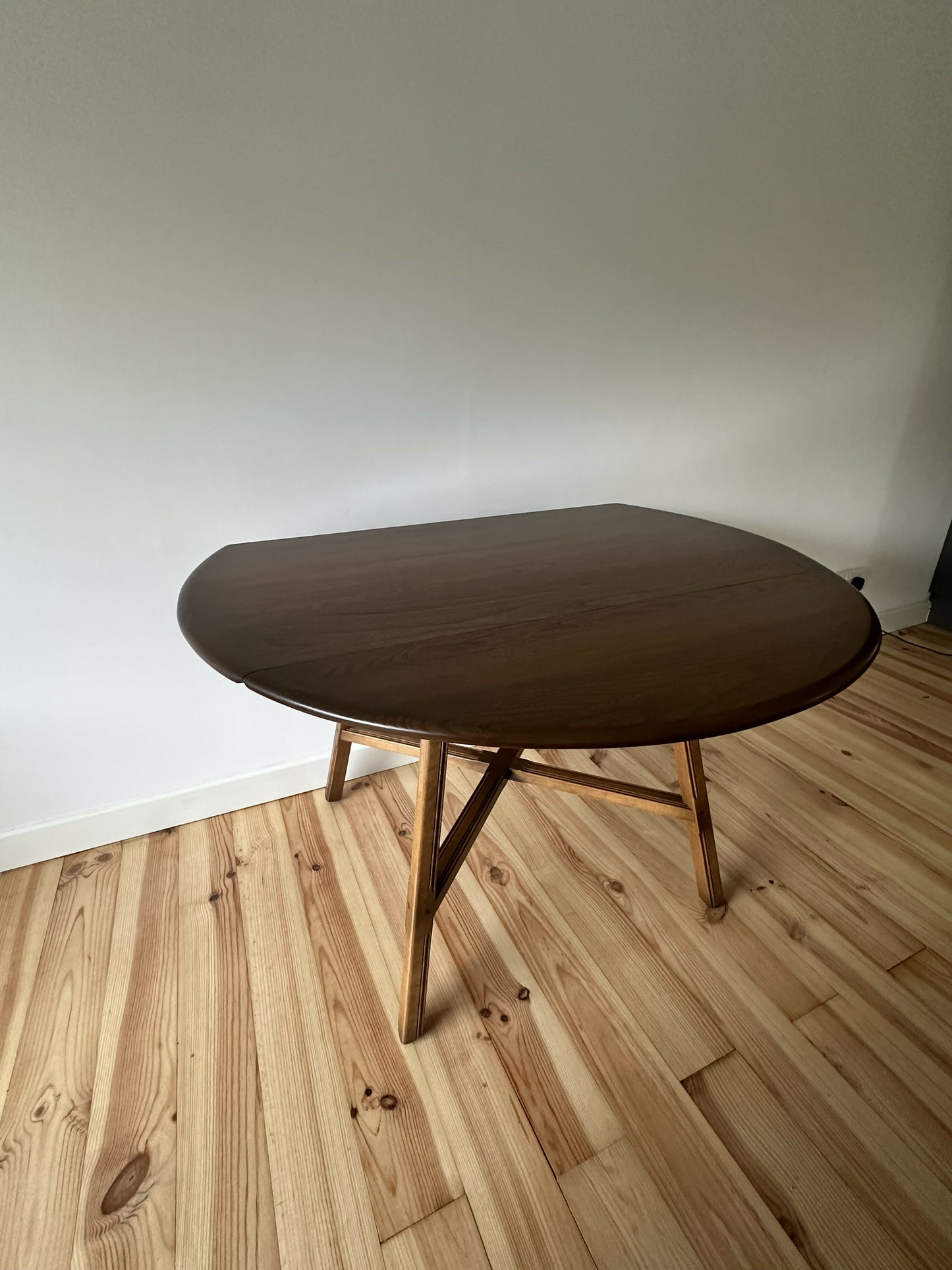 Vintage Ercol Drop Leaf Table 377