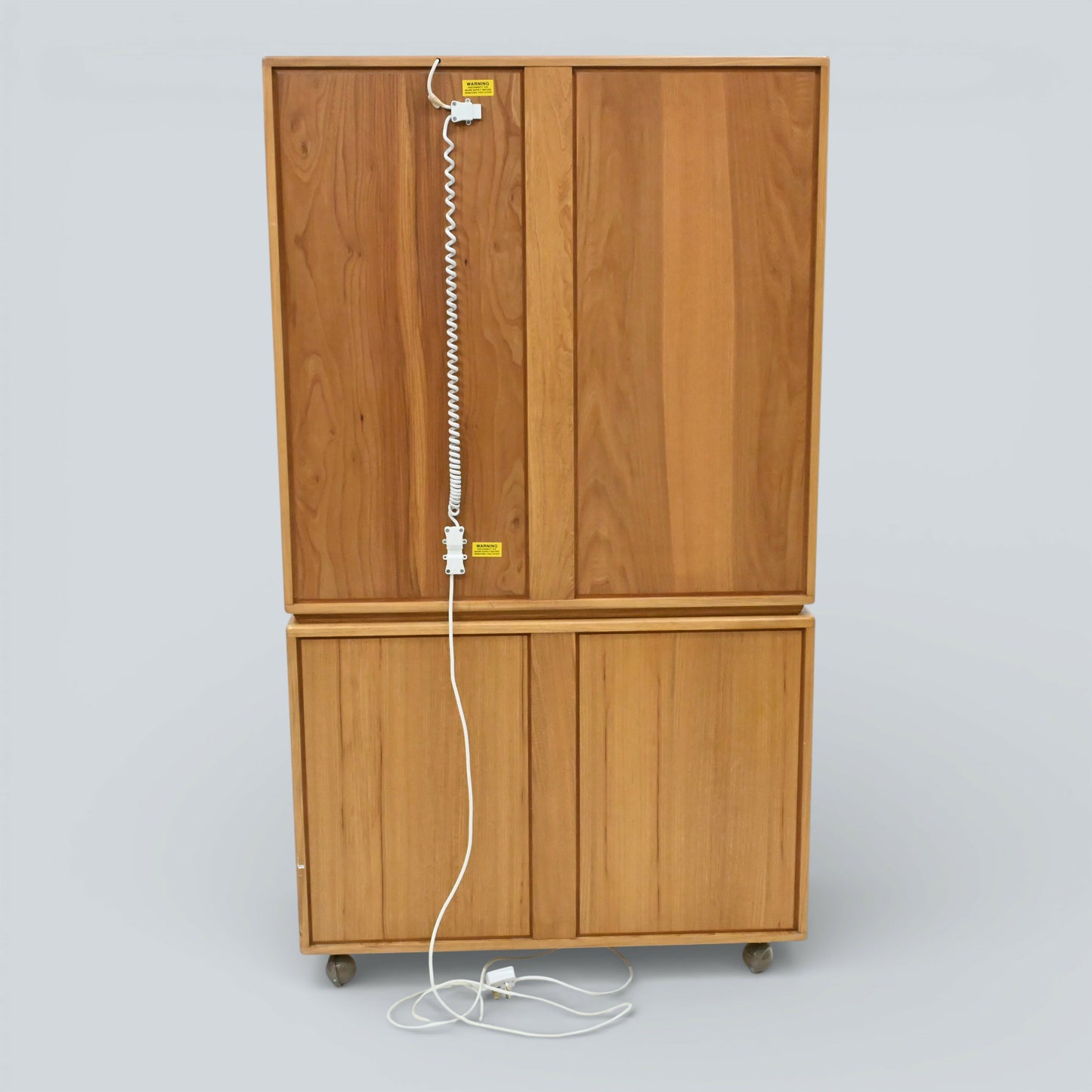 Small Ercol Windsor Sideboard Display Cabinet Top Light Finish FREE UK Delivery*