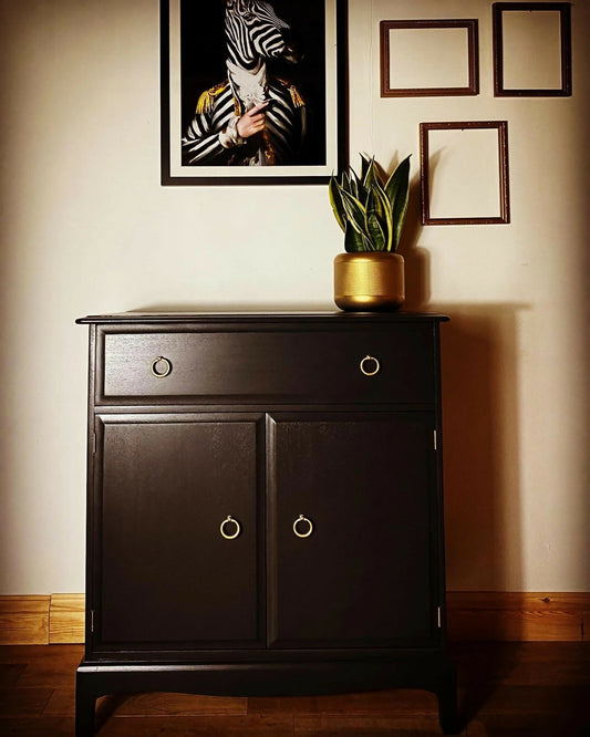 Available for commission / Stag cocktail Cabinet / drinks Cabinet / stag minstrel / vintage / retro / hand painted / custom /