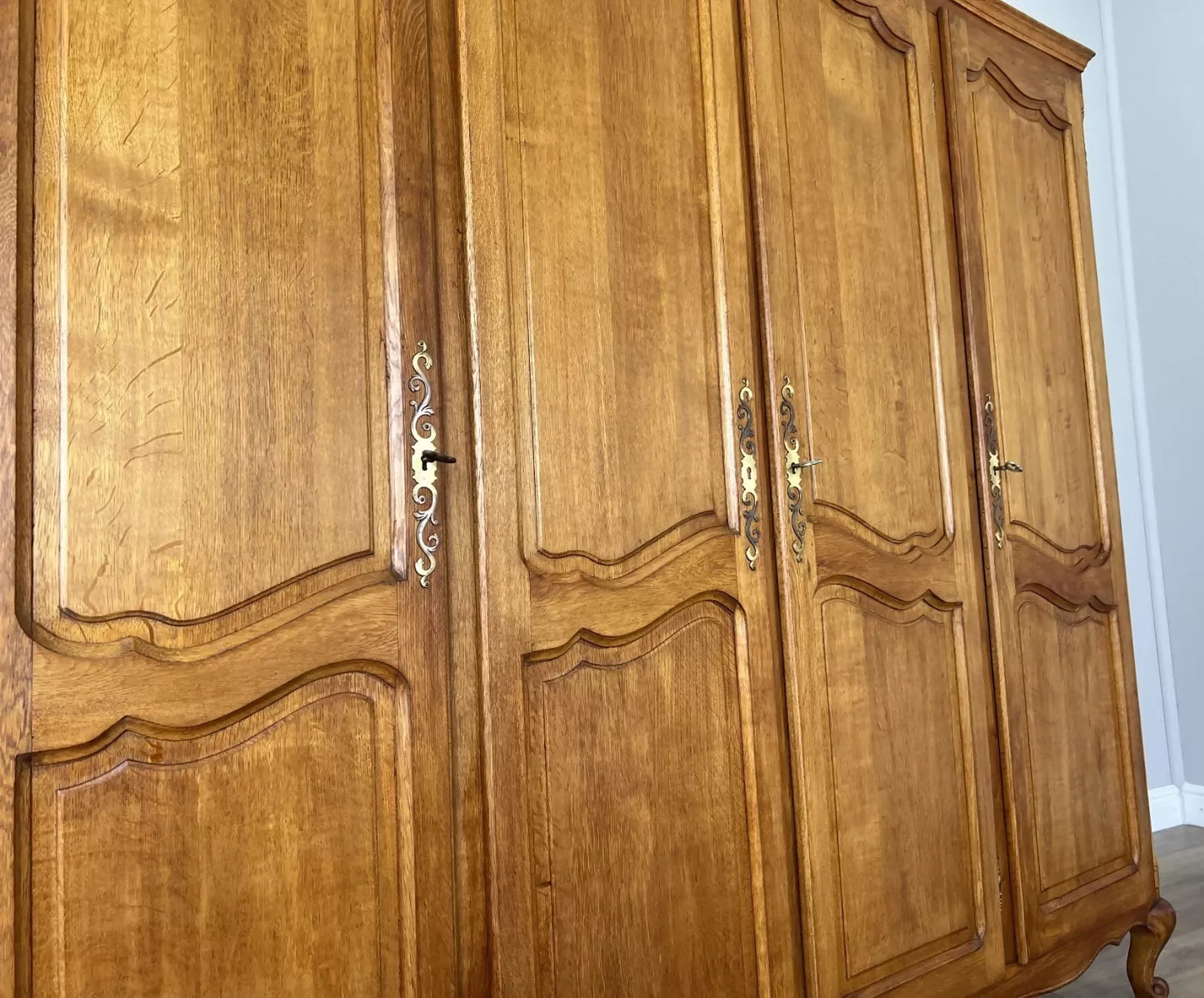 Wardrobe Vintage French Louis XVI Style Oak Four Door Carved Armoire LOT 4979