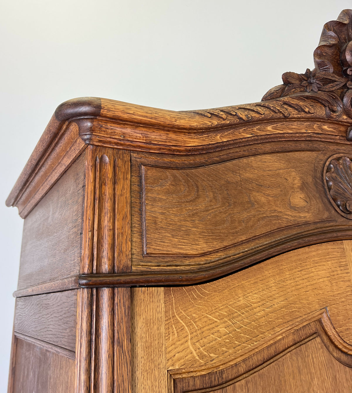 Wardrobe Antique French Style Oak Two Door Storage Carved Armoire LOT 6510