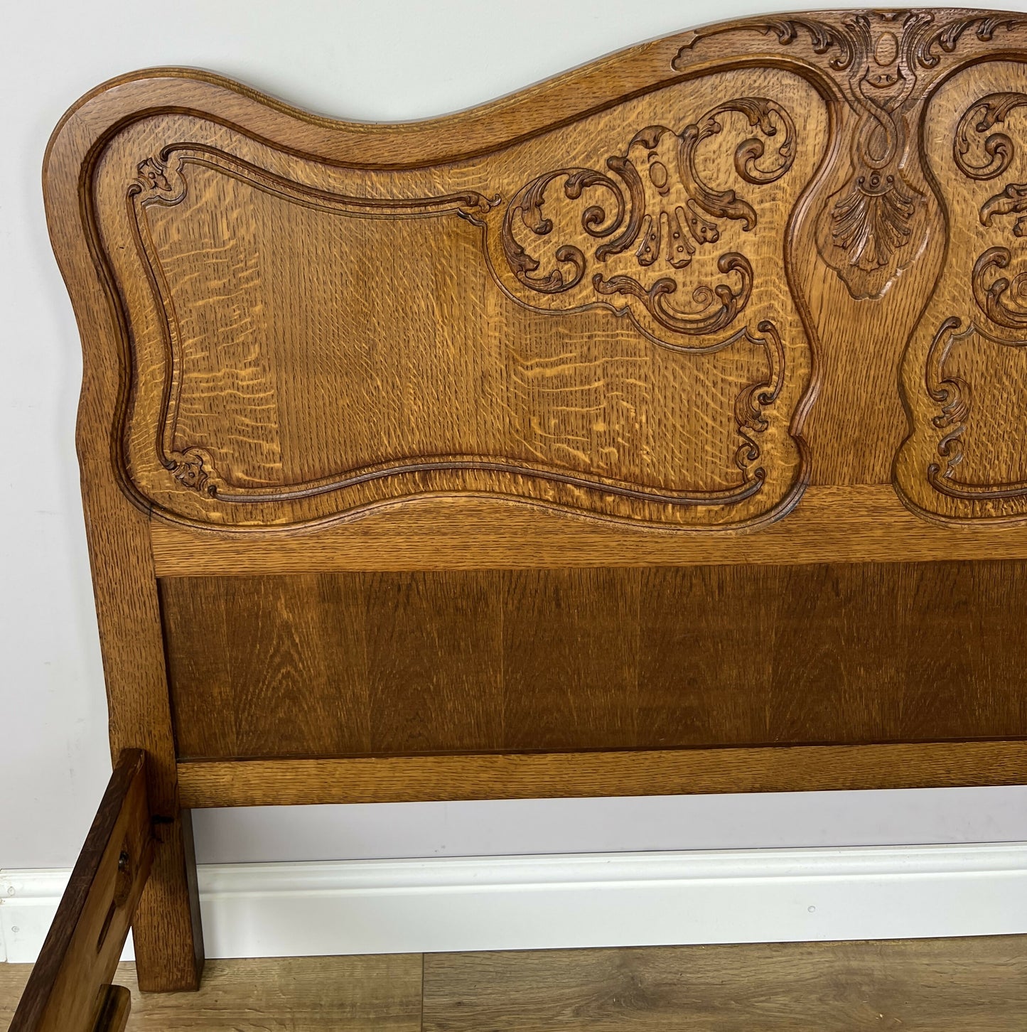 Bed Vintage French Louis XVI Oak Double Bed Frame Carved Headboard LOT 6375