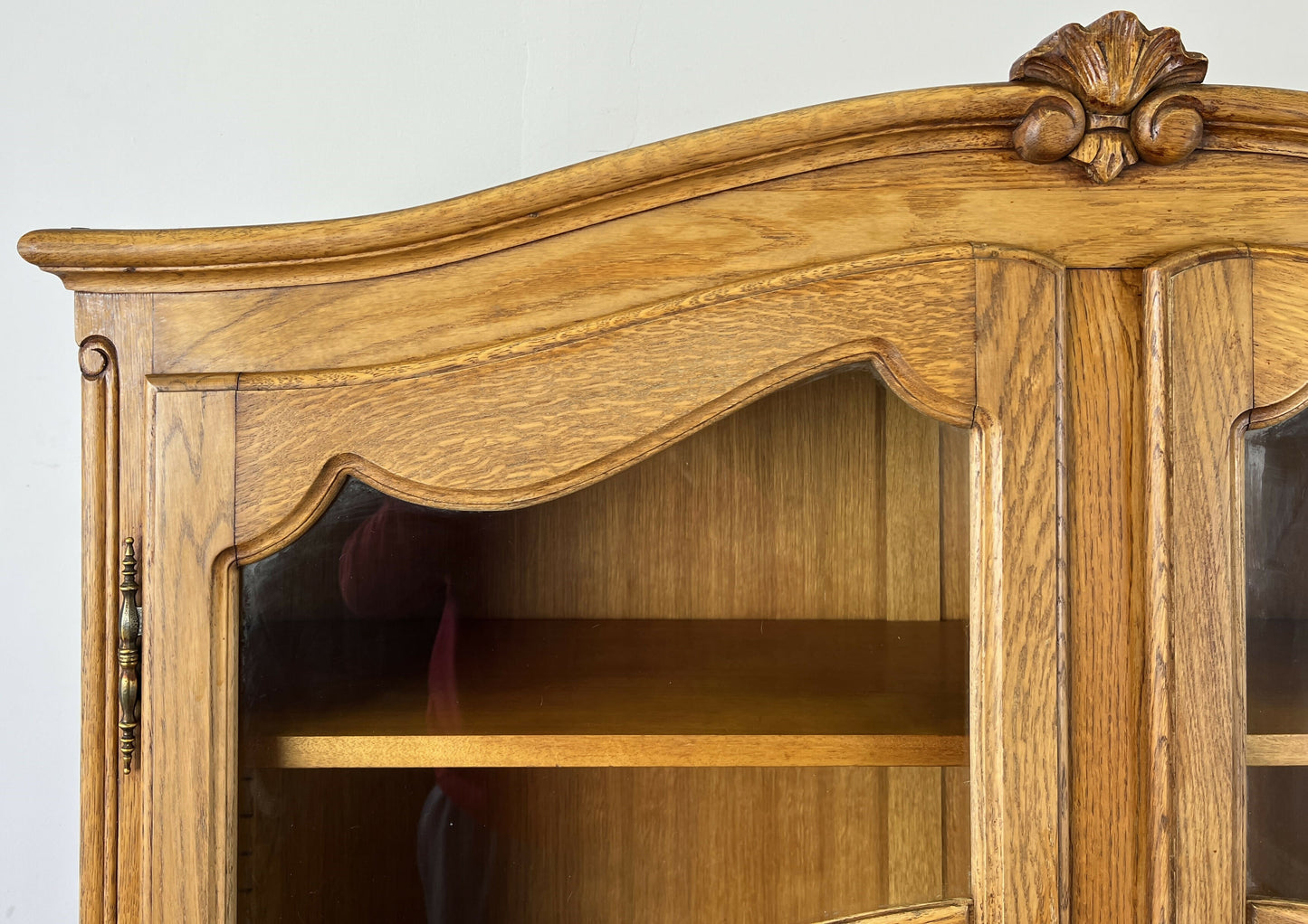 Bookcase Vintage French Louis XVI Oak Display Cabinet Carved Sideboard LOT 6346
