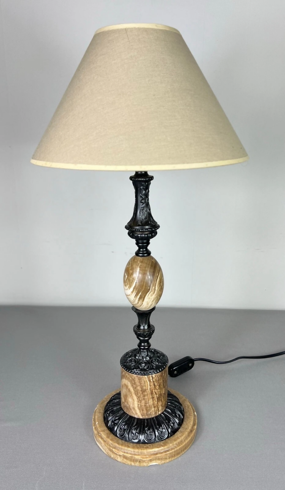 Table Lamp Vintage French Style Ceramic Brass Lamp with Shade LOT 5079