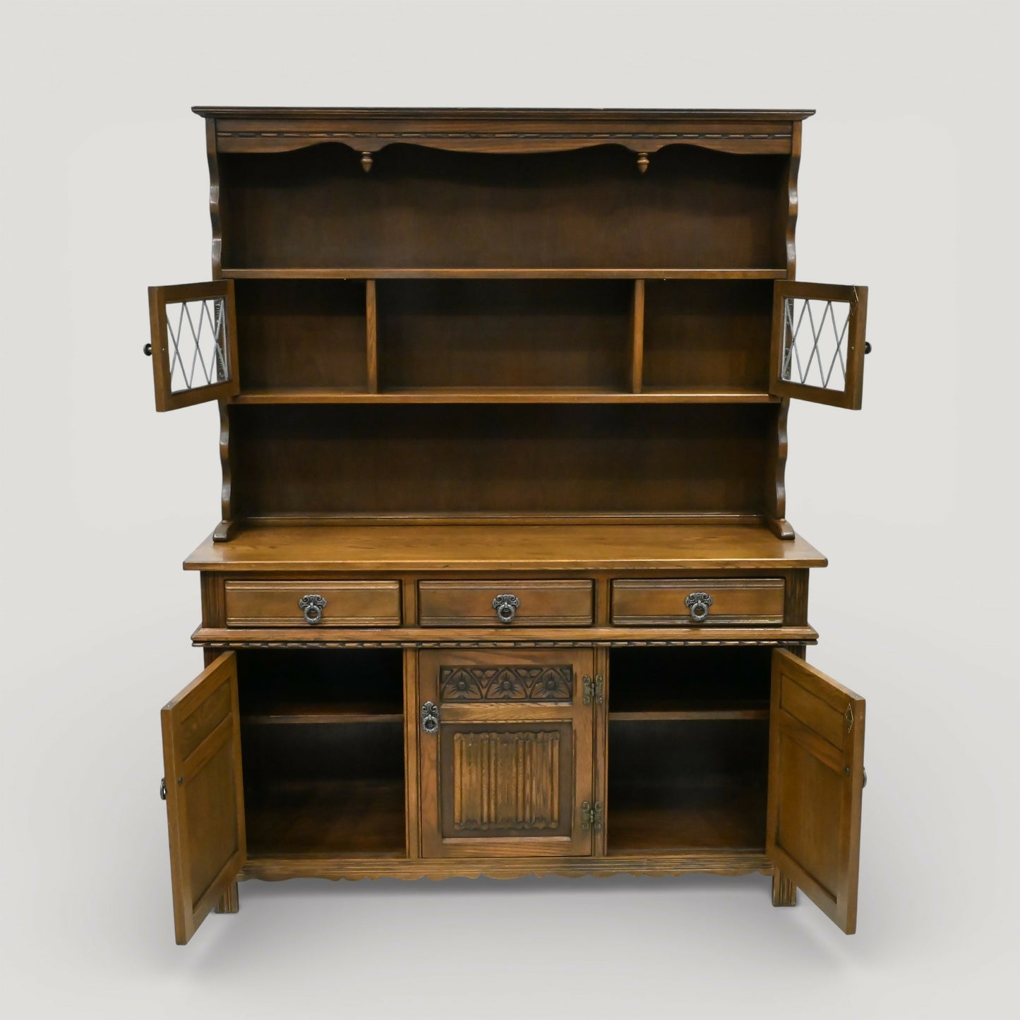 Old Charm Oak Dresser In Light Oak Finish Tudor Style 4ft 6" W FREE UK* Delivery. SBR11079/2310E