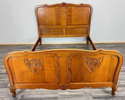 Bed Vintage French Louis XVI Oak Double Bed Frame Carved Headboard LOT 3791