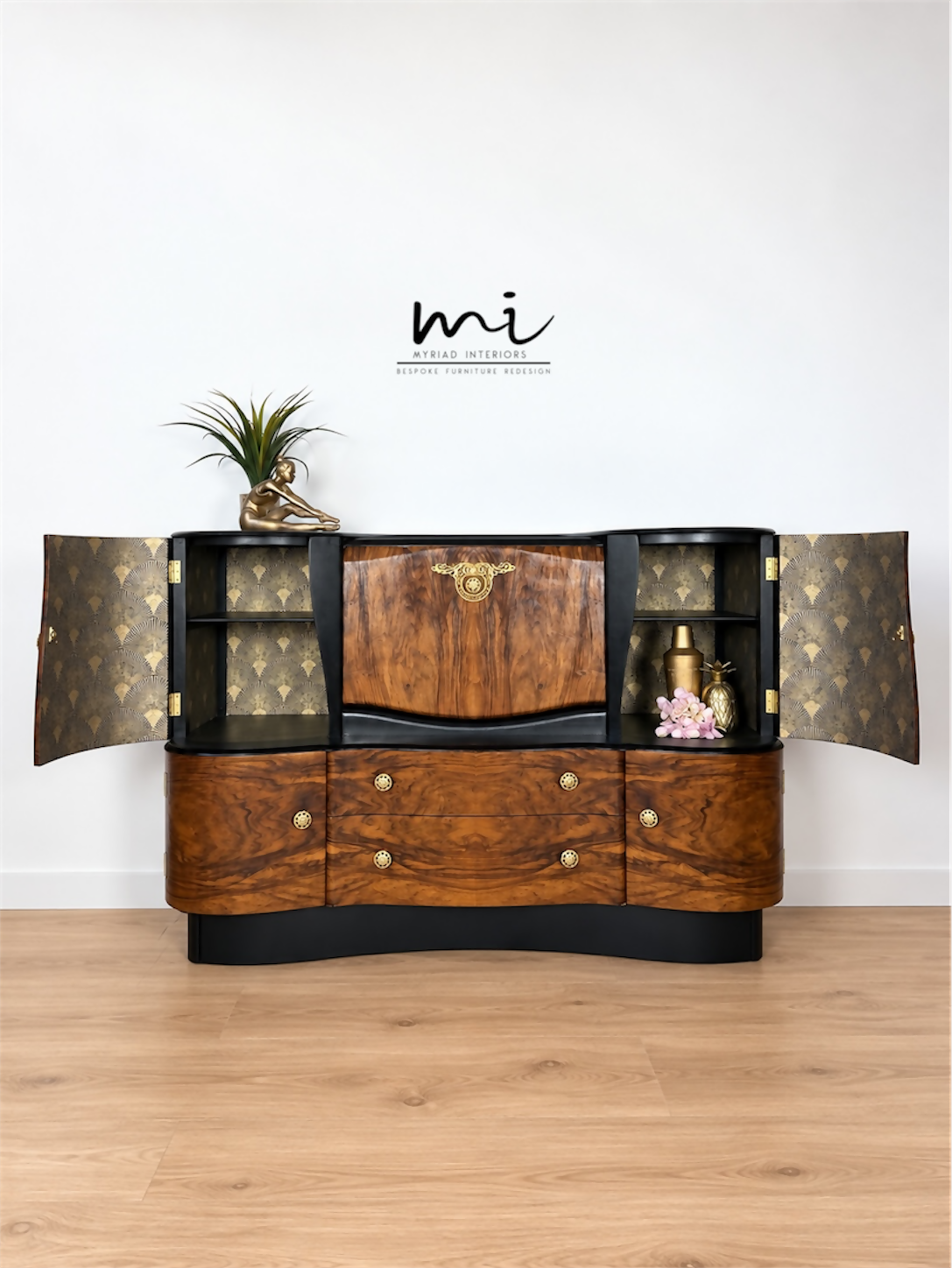 Refurbished Art Deco Burr Walnut Cocktail Cabinet Gold & Black Fan Design, Vintage Bar, Drinks Cabinet, sideboard, 1930s Style, statement