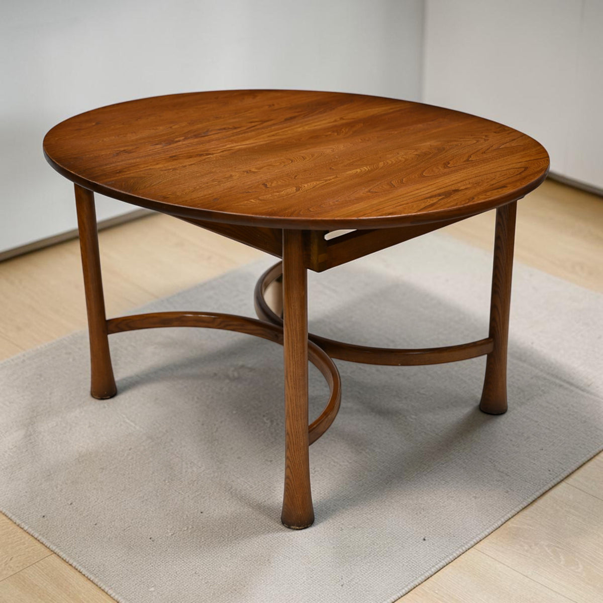 Ercol Saville Dining Table Golden Dawn Finish Made Smaller FREE UK Delivery*