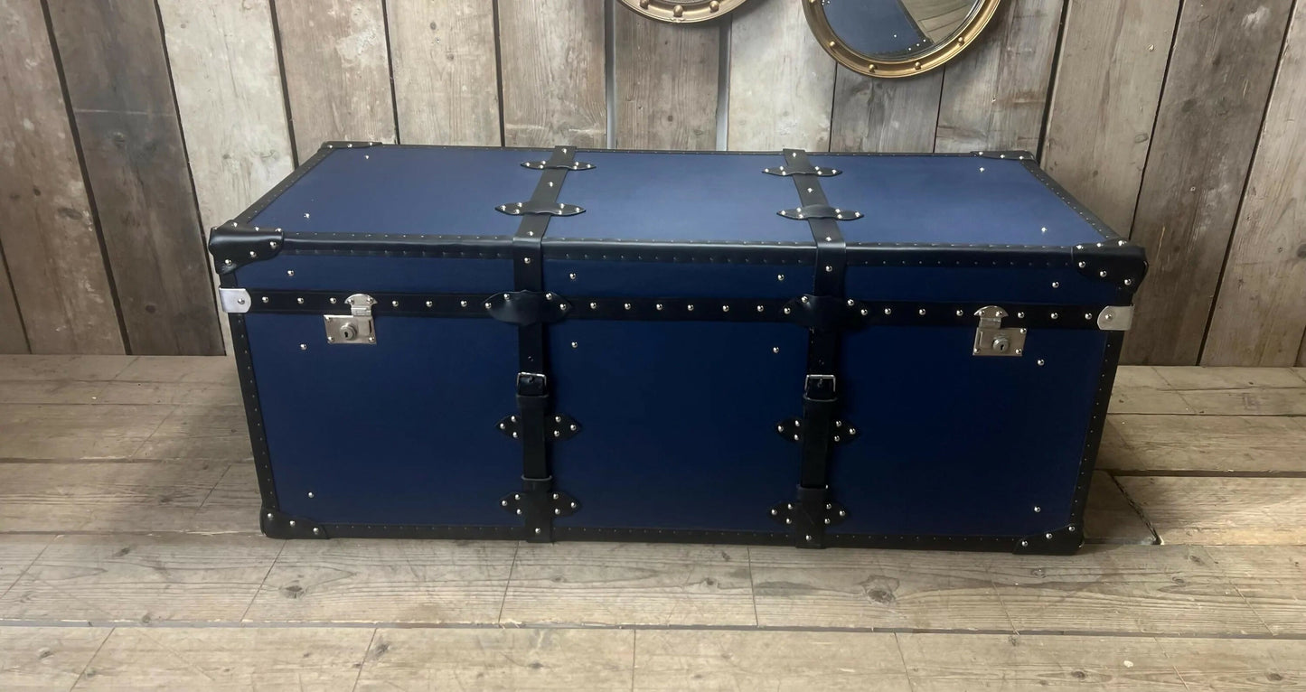 Luxury Handmade Pebble Blue Black Leather Furniture Trunk