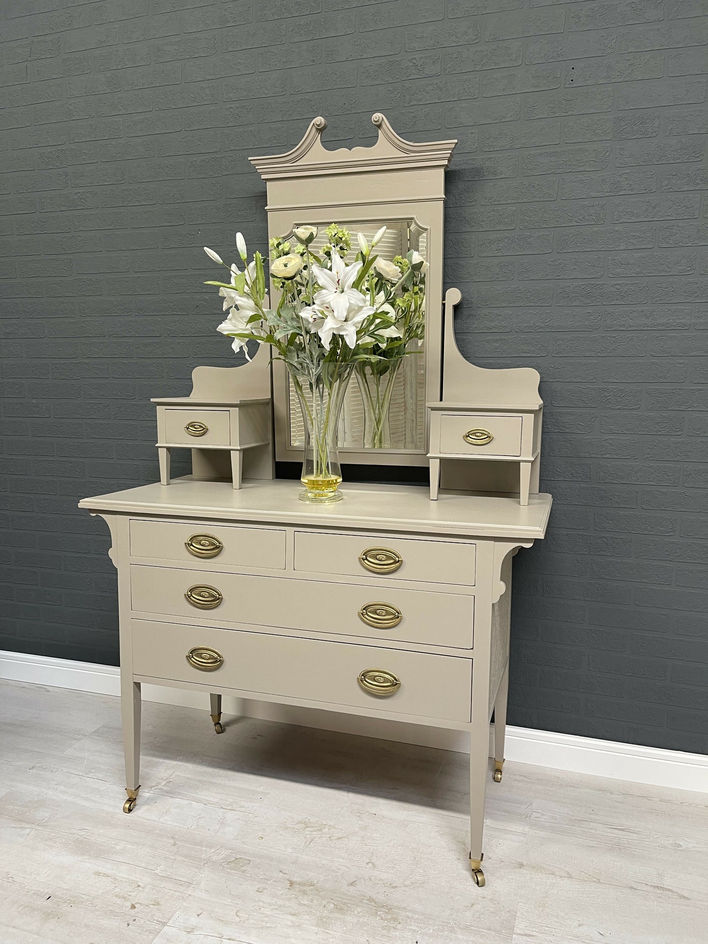 Antique Vanity Chest Of Drawers / Dressing Table