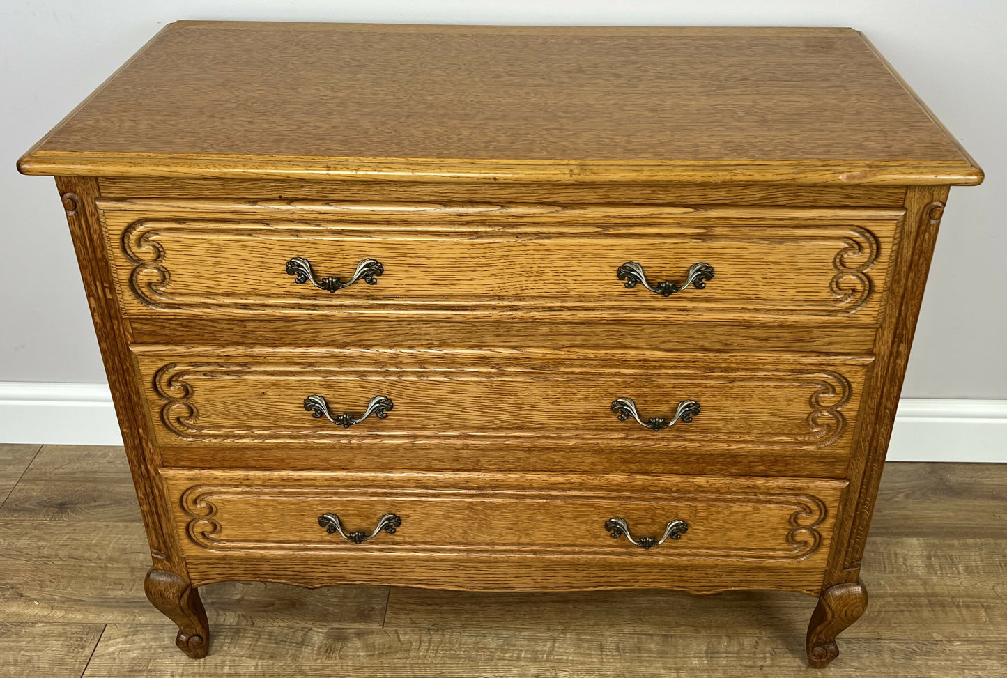 Chest of Drawers Vintage French Louis Oak 3 Drawers Carved Cabinet LOT 6254