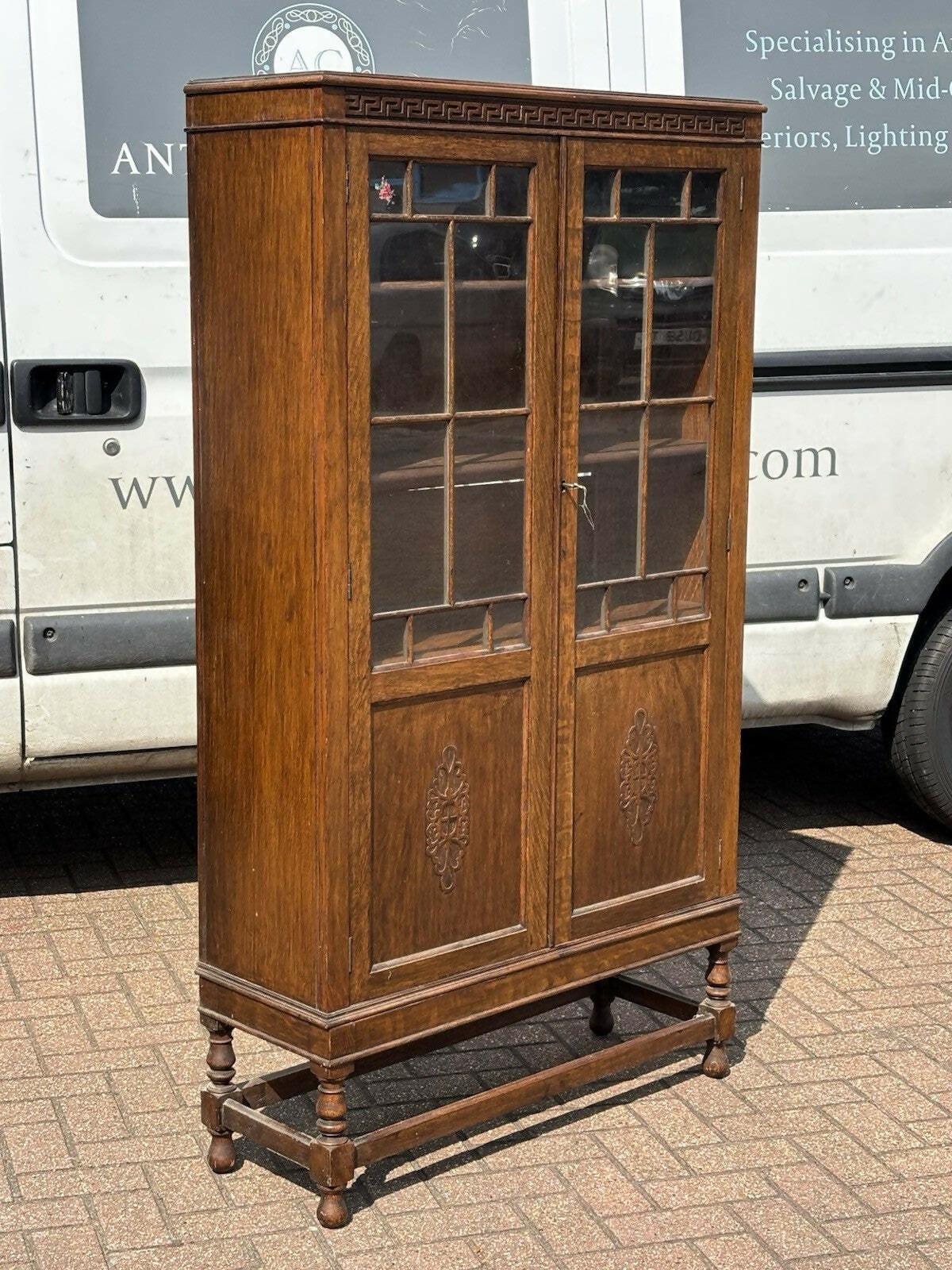 Vintage Edwardian Oak Bookcase , Adjustable Shelves, With Key & Working Lock.