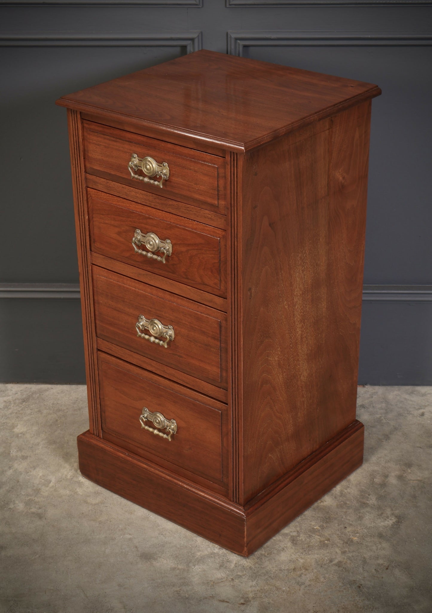 Pair Of Late Victorian Walnut Vintage Bedside Night Stands