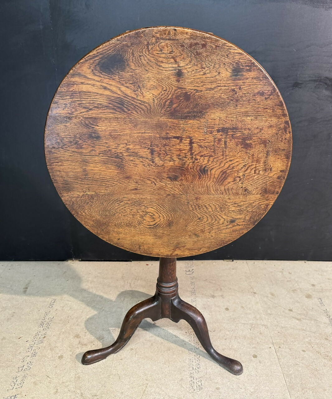 Georgian Oak Tilt Top Table
