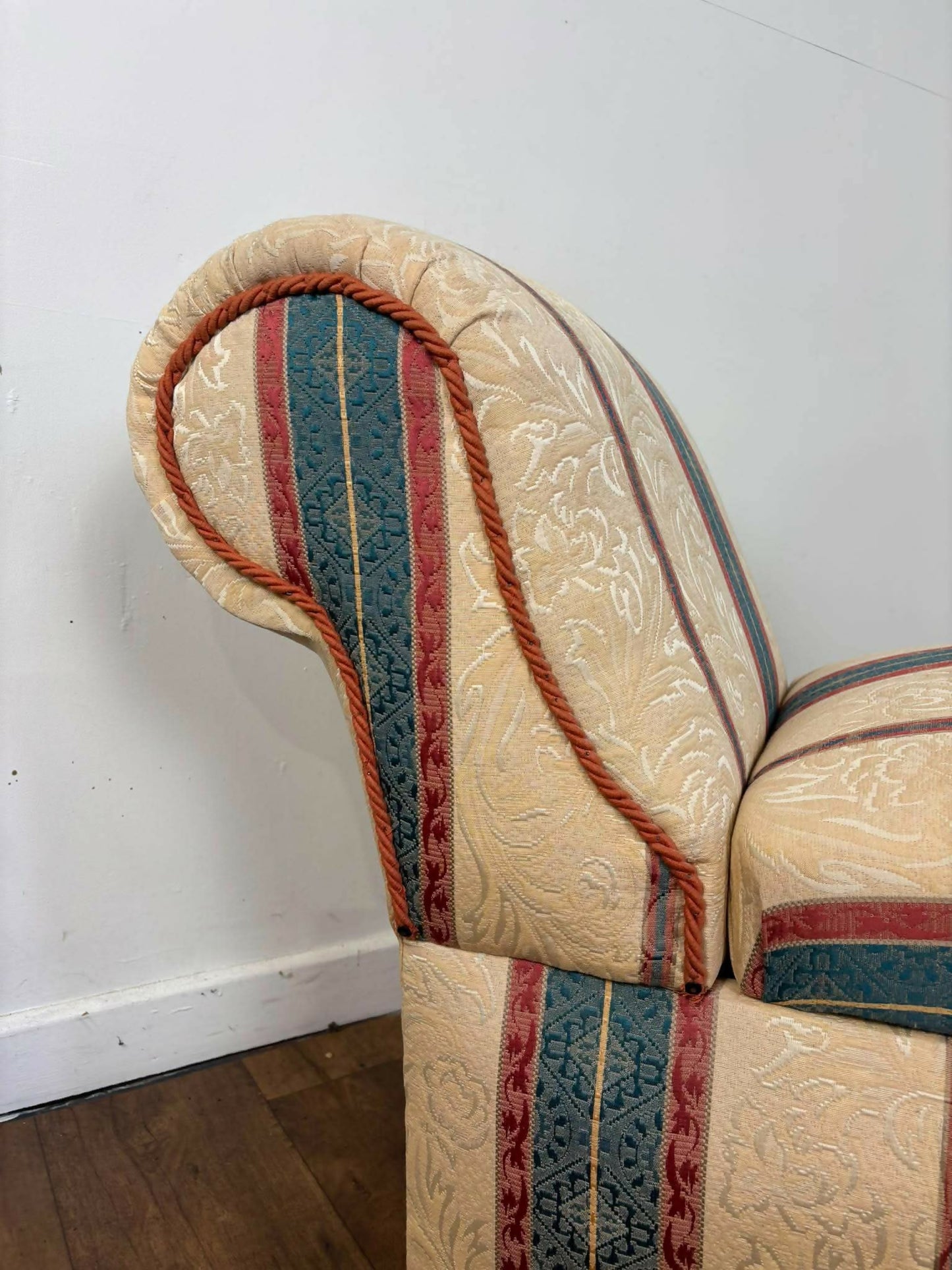 Vintage Striped Day Bed with Ottoman Storage