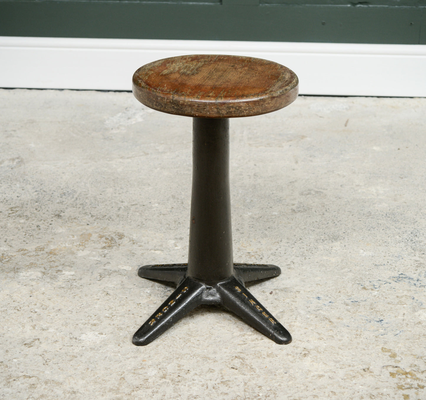Antique Singer Sewing Machinists Stools - Cast Iron - Adjustable Height -SKU 164