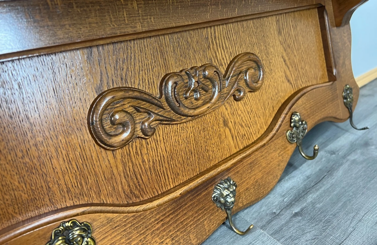 Coat Rack Antique French Oak Carved Wall Coat Hanger 5 Brass Hooks LOT 3506