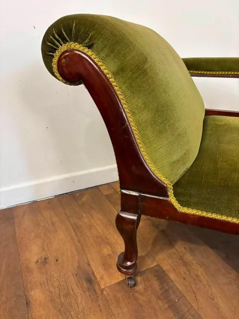 Victorian Mahogany Chaise Longue
