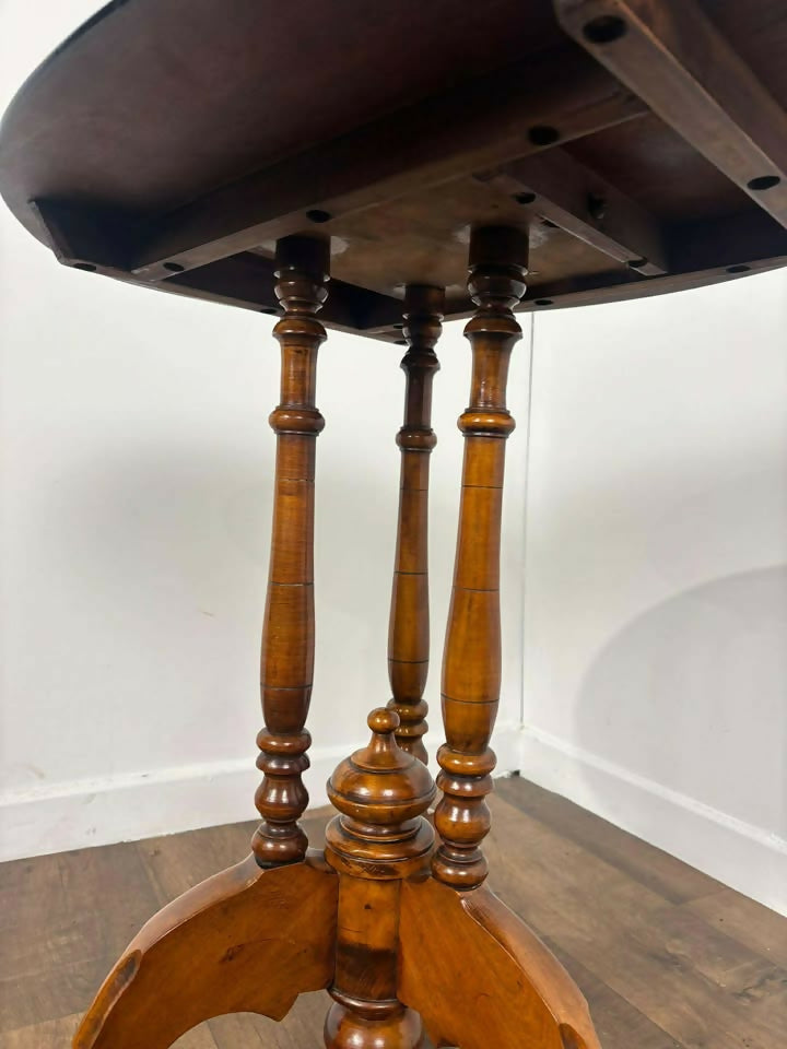 Victorian Mahogany Oval Tip Top Tripod Table (Top Secured in Fixed Position)