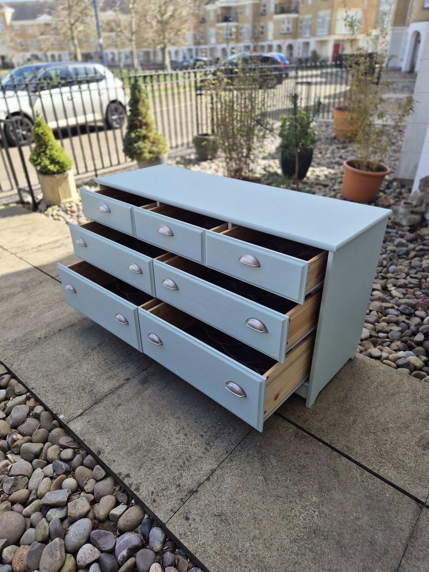 Beautiful large chest of drawers