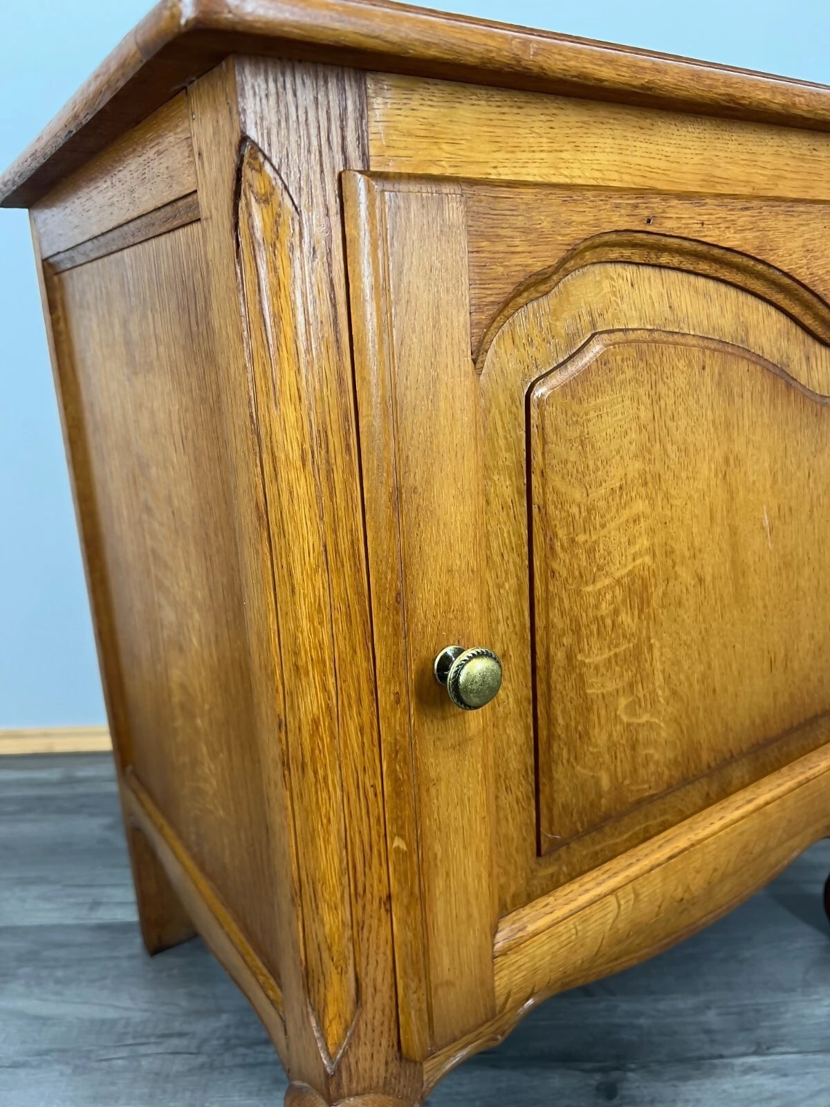 Pair of Bedside Tables Vintage French Louis Oak Cabinets Nightstands LOT 3519