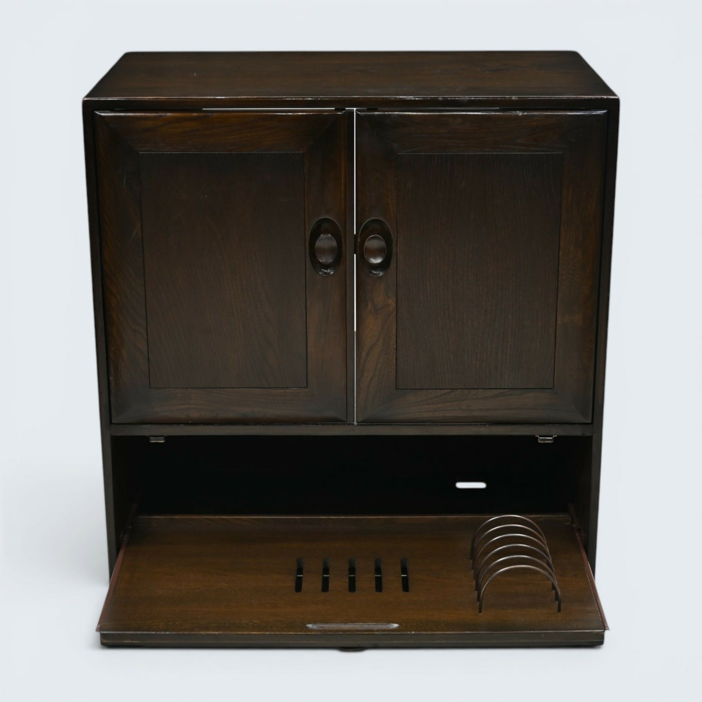 Ercol Mural TV Video Cabinet Windsor Range Dark Finish FREE UK Delivery