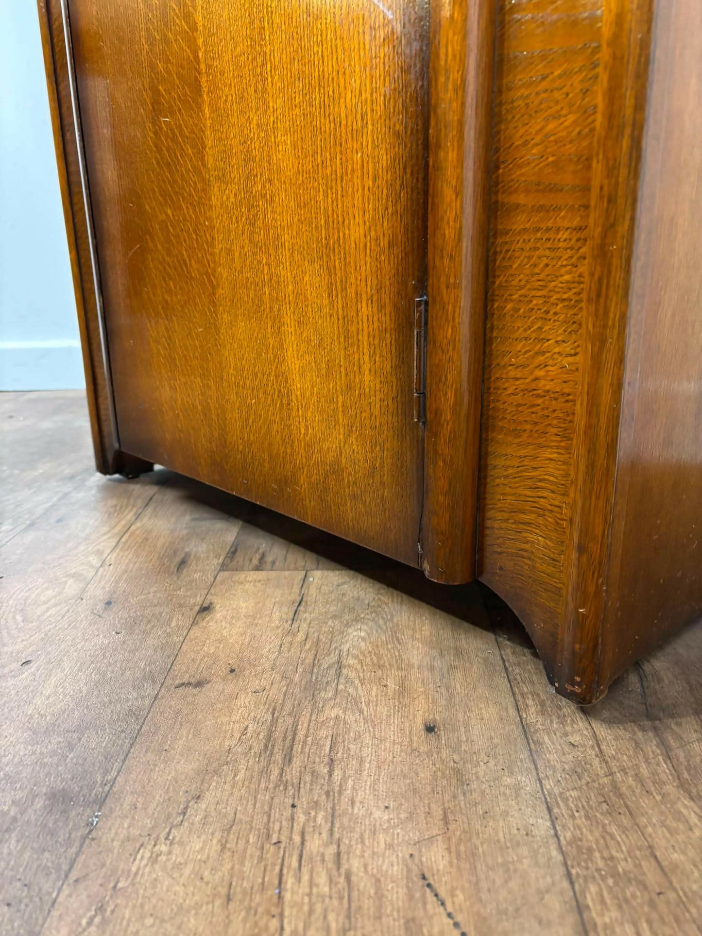 Vintage Oak Single Door Wardrobe