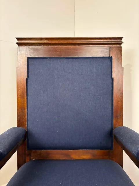 Georgian Mahogany Throne Arm Chair - From Ruthin Court House