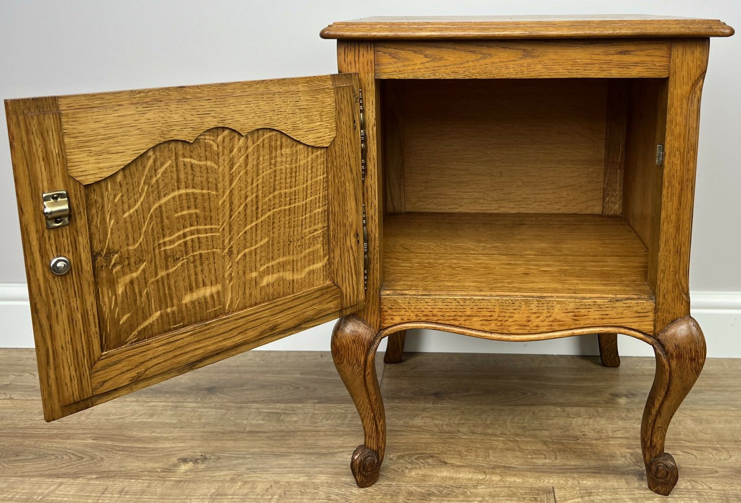 Pair of Bedside Tables Vintage French Louis Oak Nightstands Cabinets LOT 6308