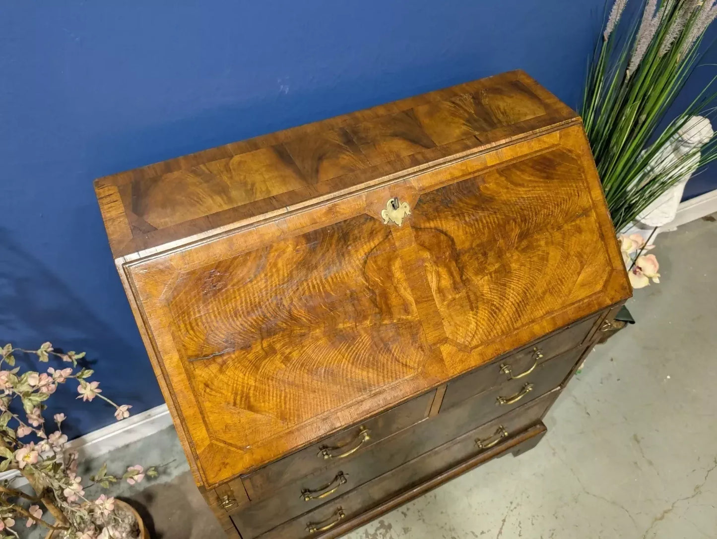 George II Walnut Burr Writing Bureau Desk Antique Beautiful Stunning