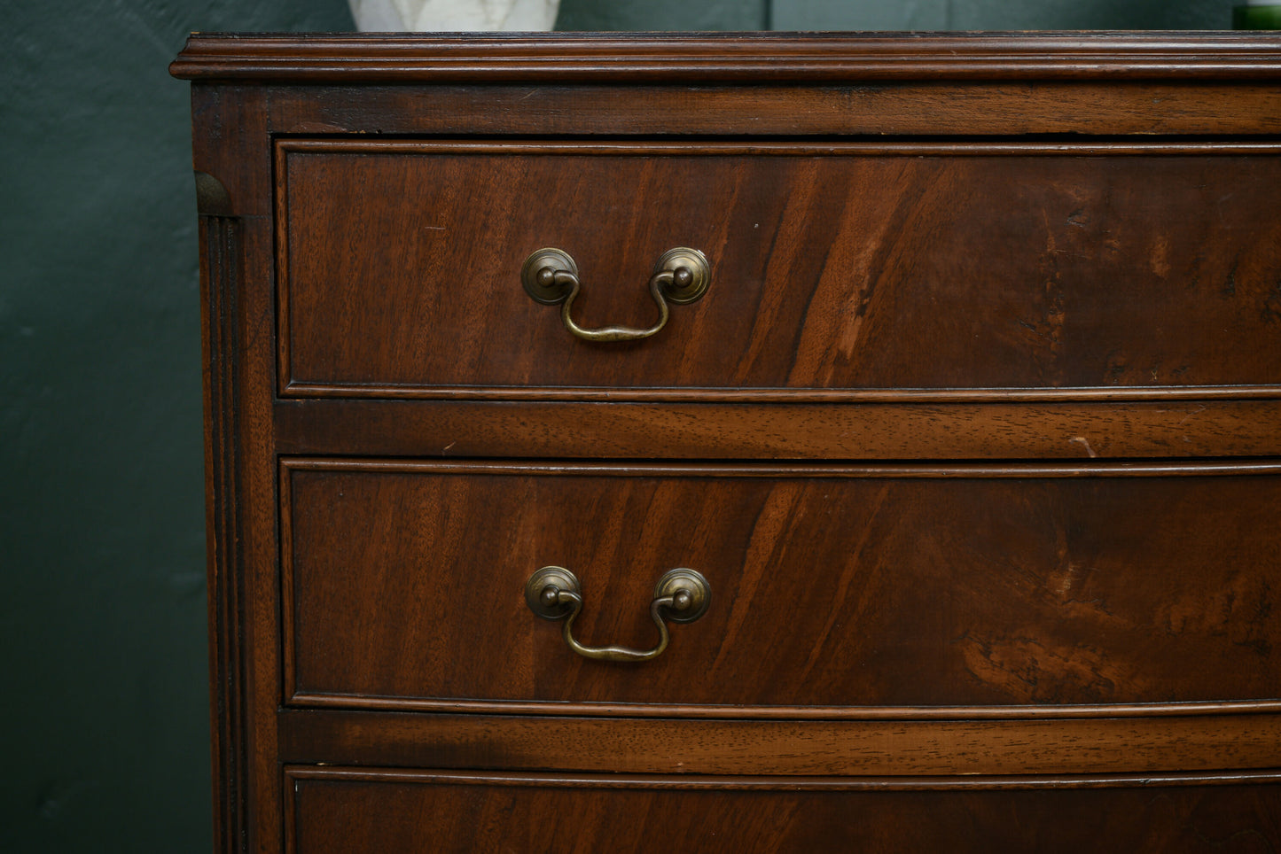 Regency Style Mahogany Chest of Drawers - Bow Fronted