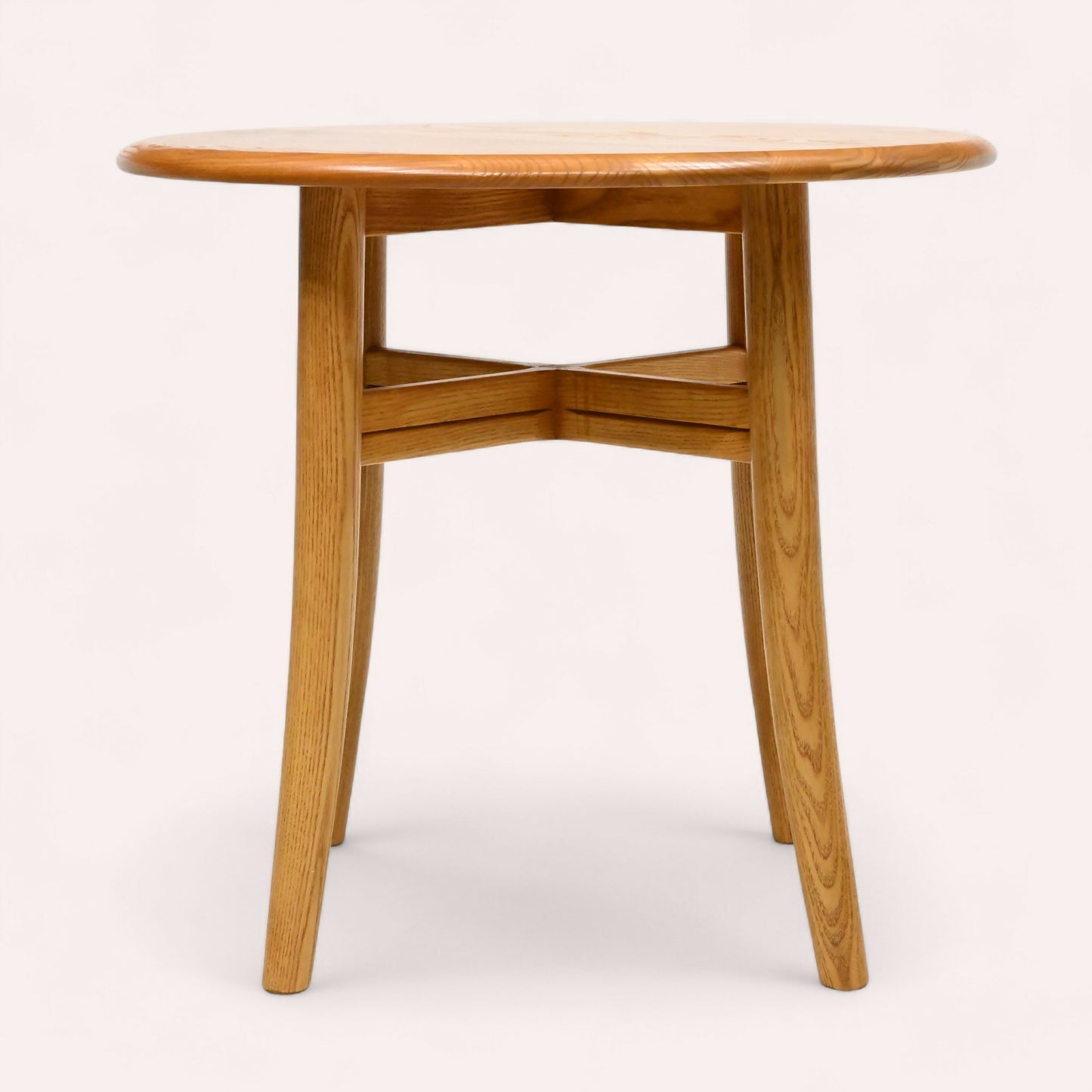 Ercol Round Side Table Light Finish And Excellent Condition Light FREE Delivery*. SBR10872/2808E