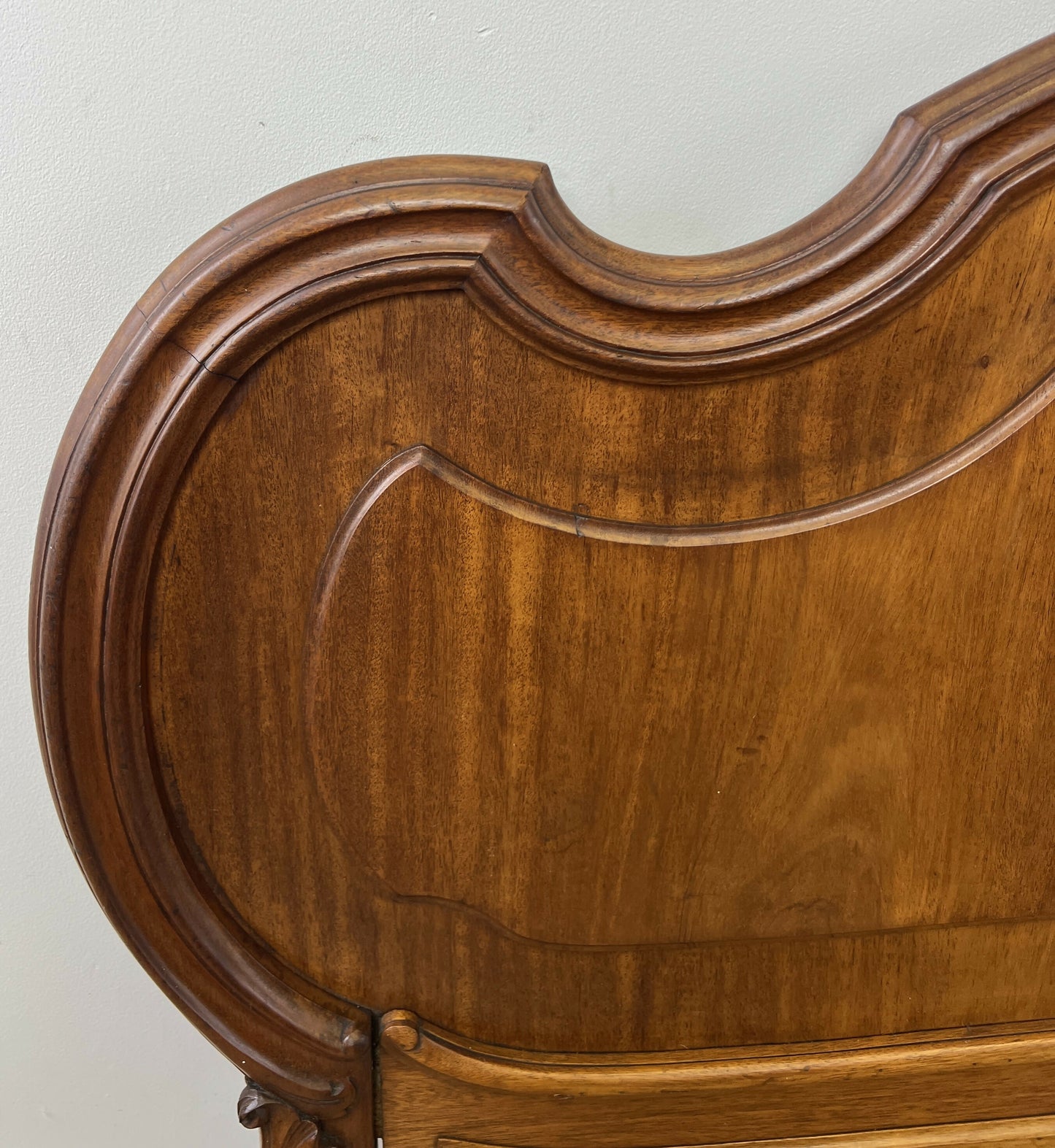 Footboard Antique French Style Walnut Double Bed Carved Footboard LOT 6447