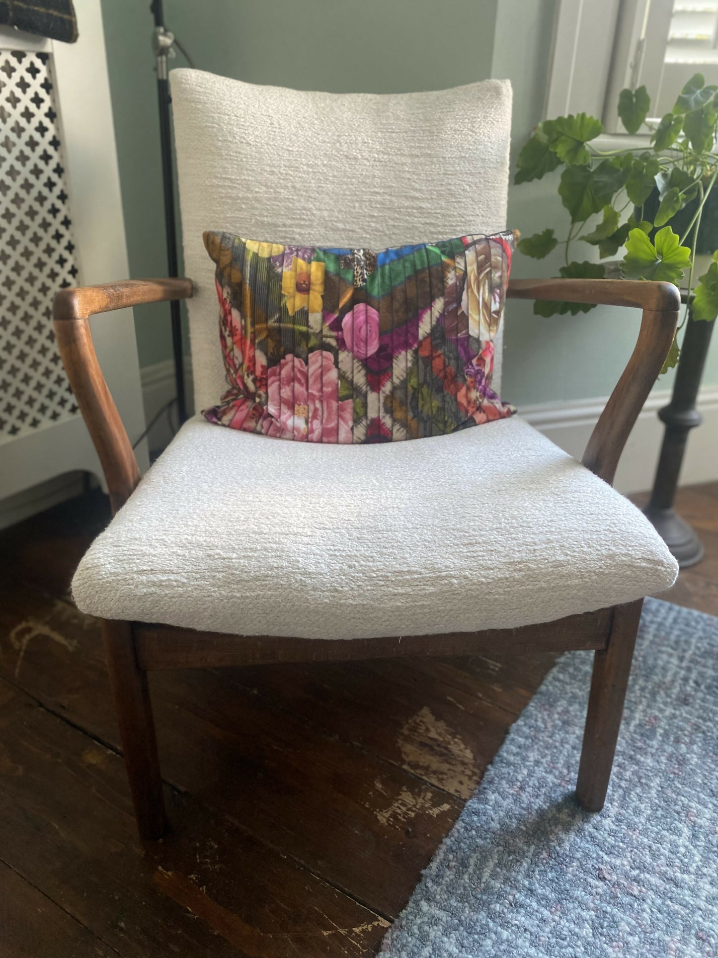 Mid Century Parker Knoll Chair in Boucle Fabric. Fully Refurbished and Reupholstered