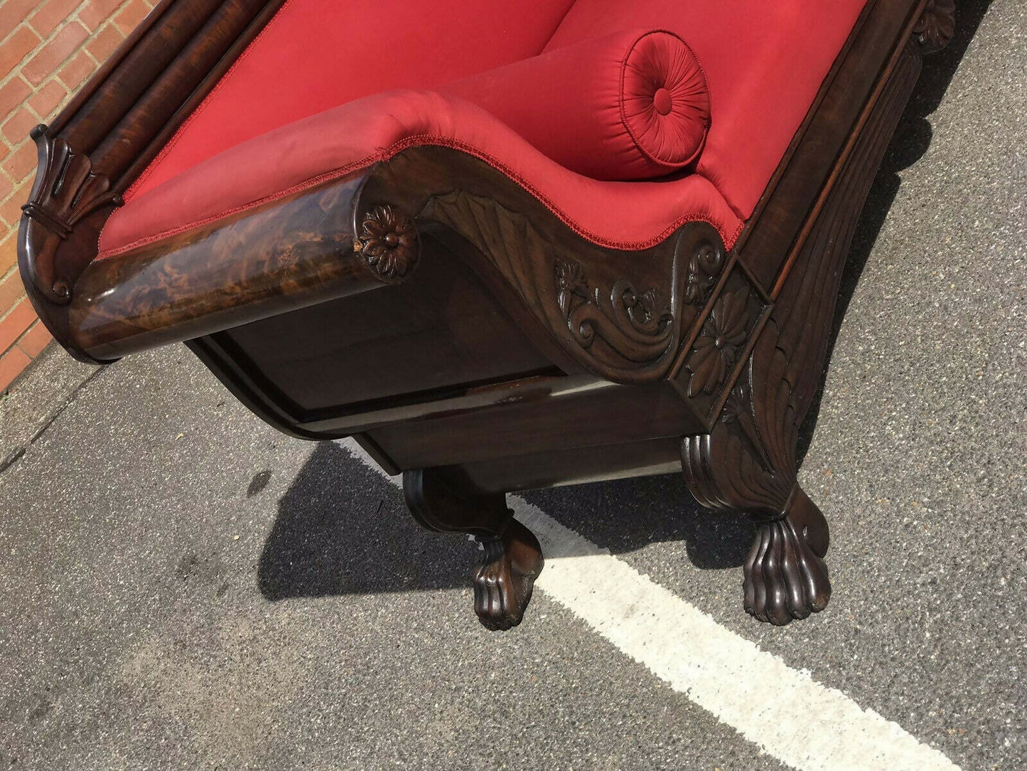 Vintage Victorian 3 Seater Mahogany Sofa With Curved Ends, Lions Paw Feet. Stunning!!