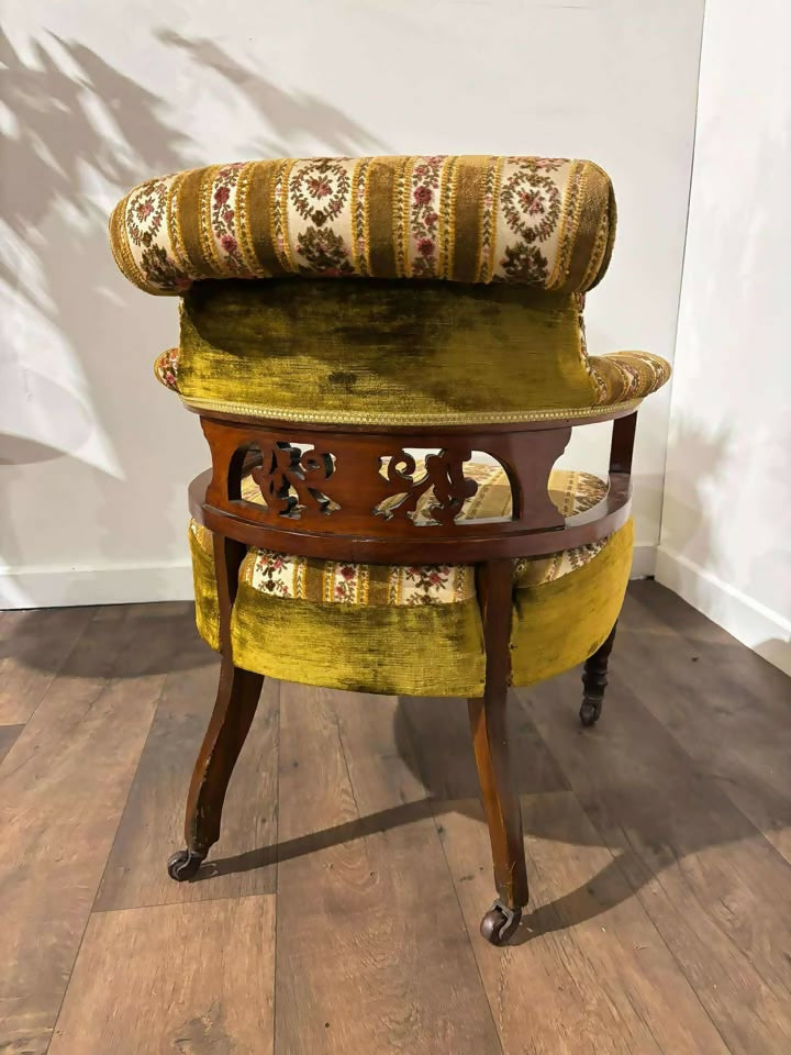 Edwardian Upholstered Walnut Tub Chair