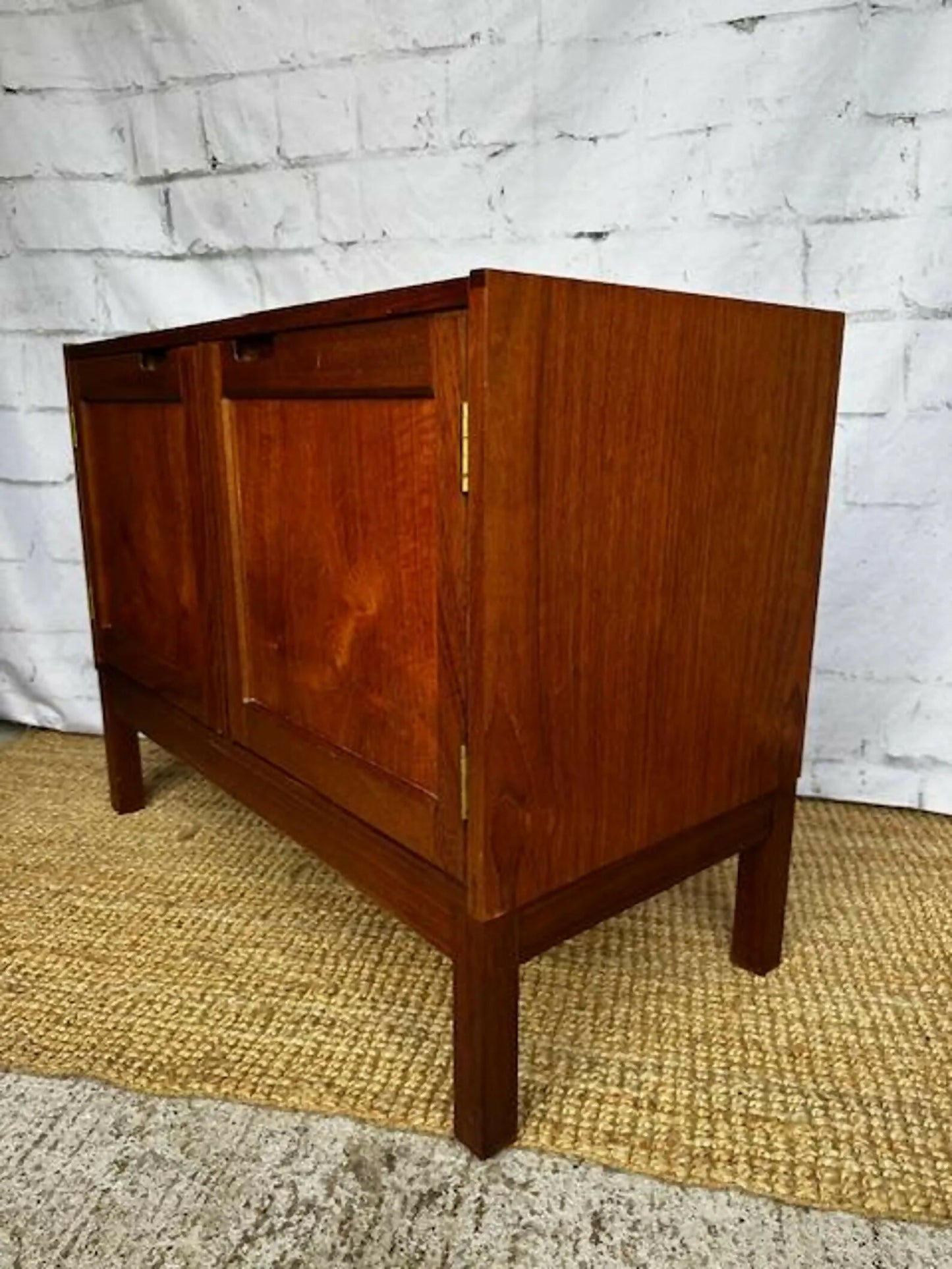 Mid Century Teak Record Cabinet / Small Sideboard / Bedside, Drinks Cabinet, Retro Furniture, Living Room, Hallway Storage, Danish Style