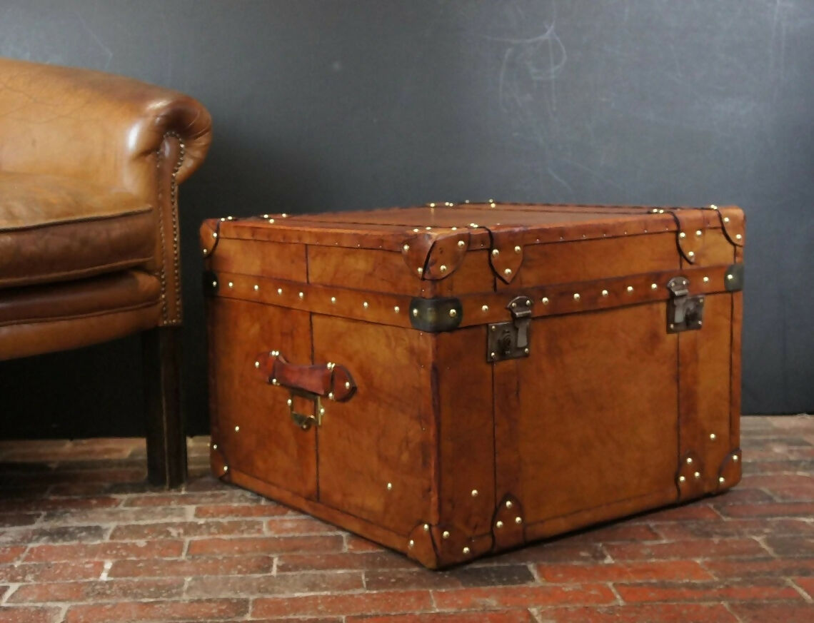 London Tan British Luxury Handmade Leather Coffee Table Trunk