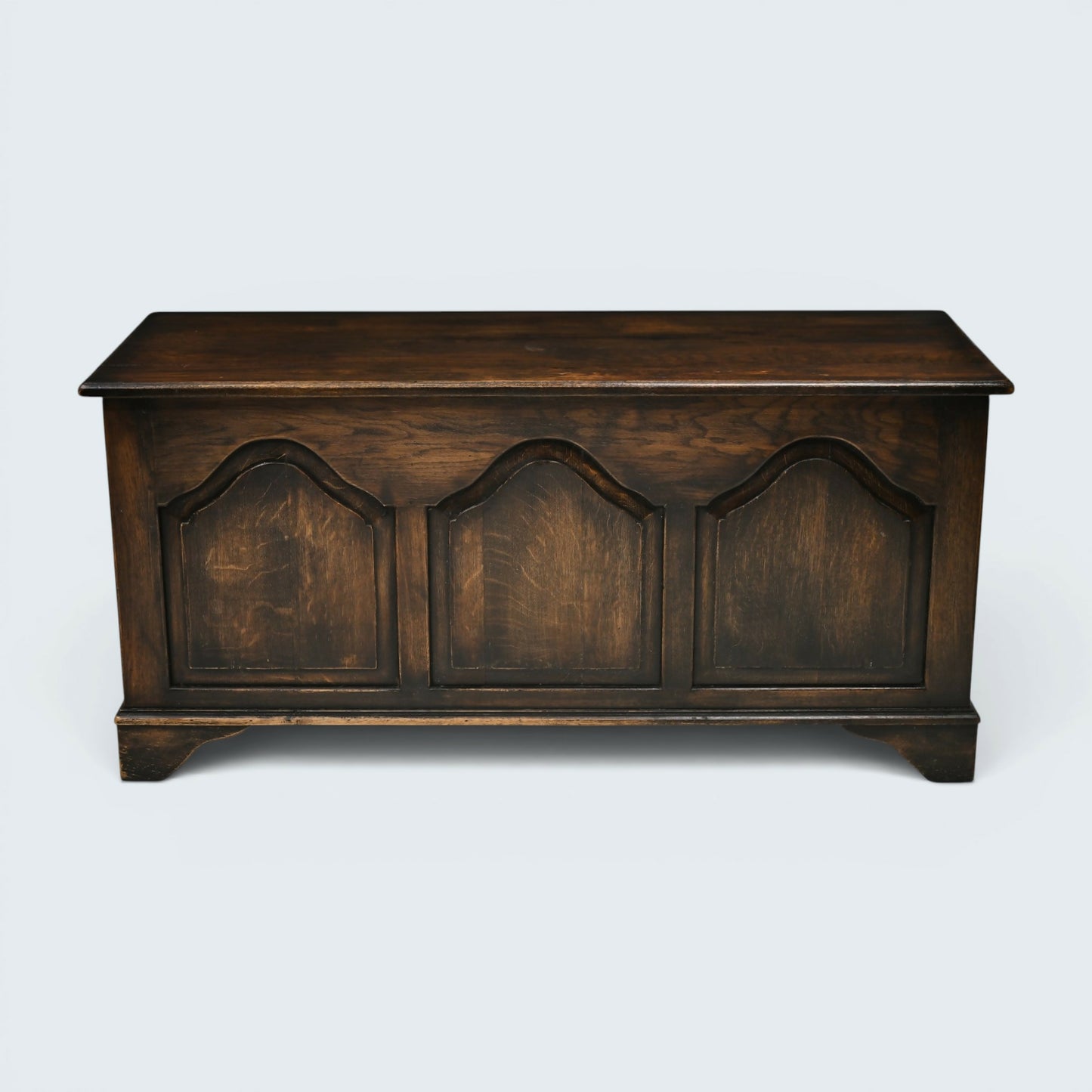Oak Blanket Box /Chest Coffee Table Jacobean Style Lift Up Top FREE UK Delivery