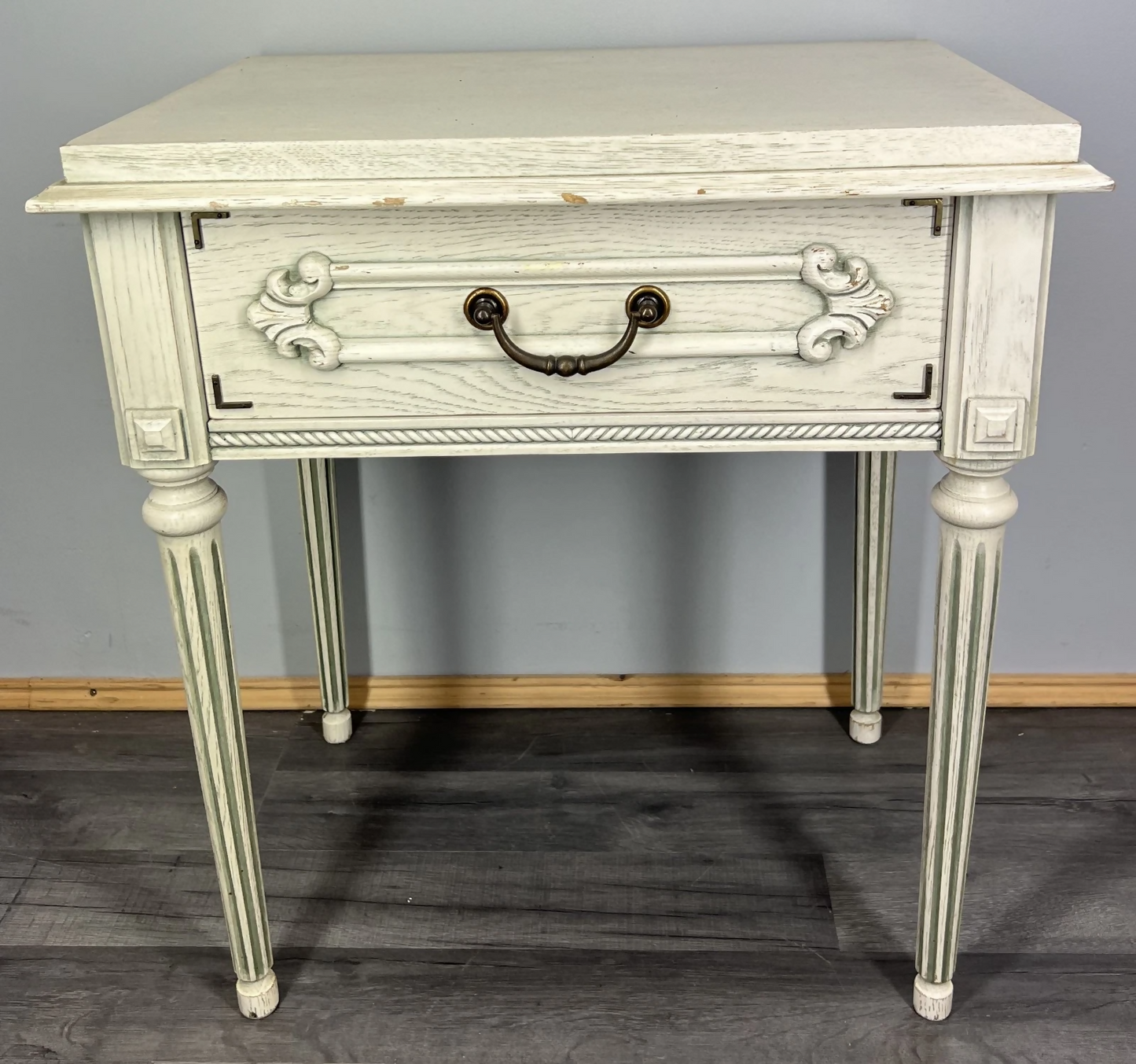 Bedside Table Vintage France Shabby Chic Painted Drawer Carved Cabinet LOT 4042
