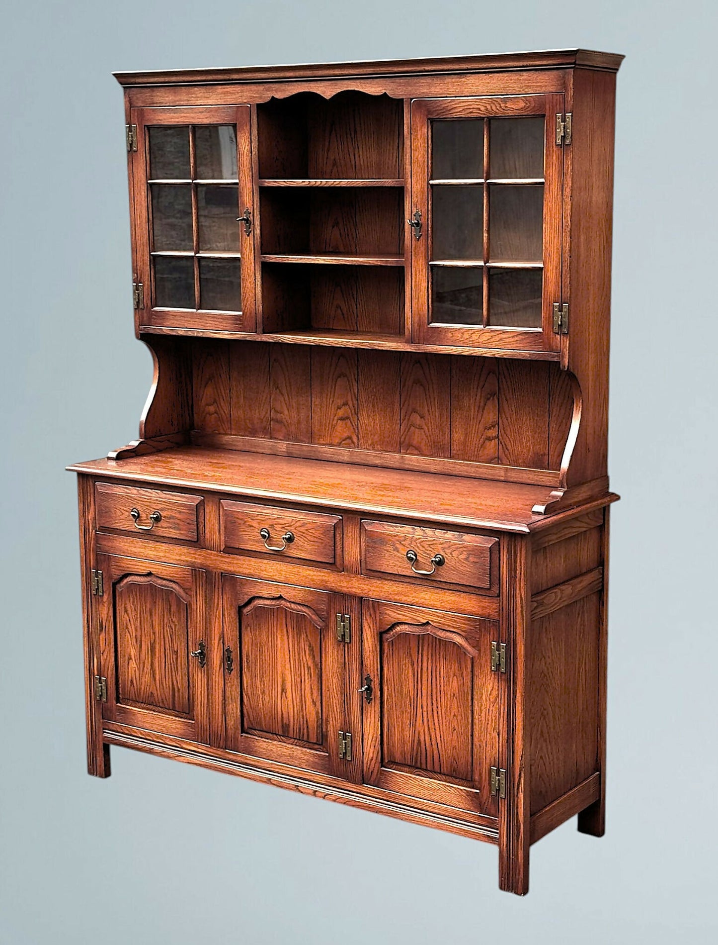 Oak Dresser Reprodux Bevan Funnel